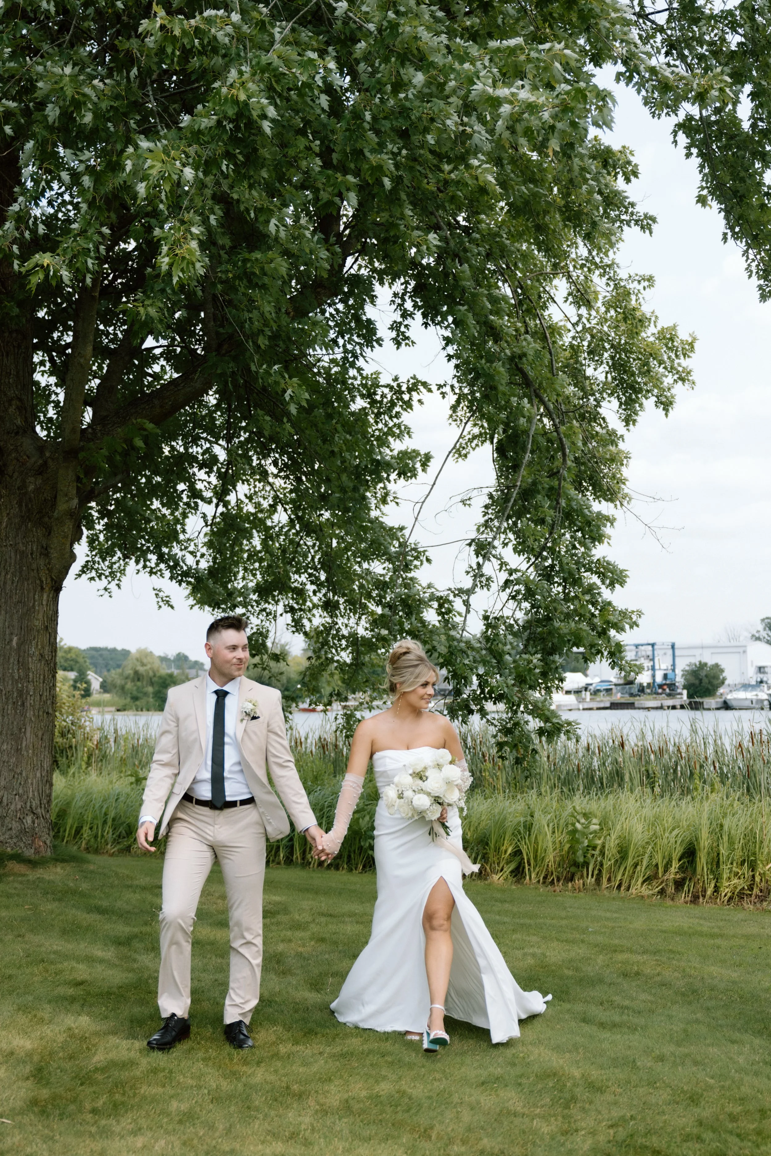 GraceAndGold-MJ-WED-0455.jpg