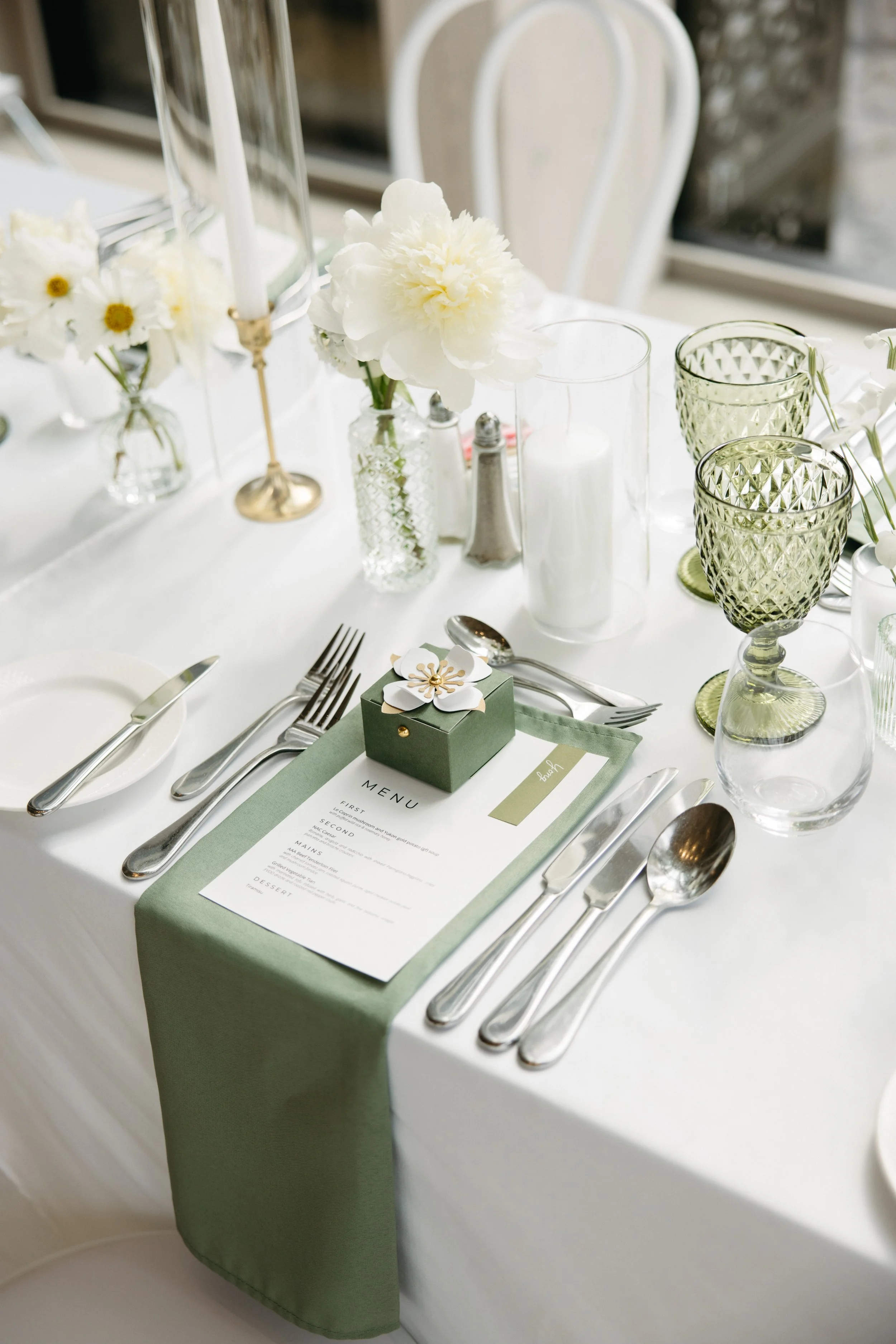 GraceAndGold-YR-WED-1086.jpg