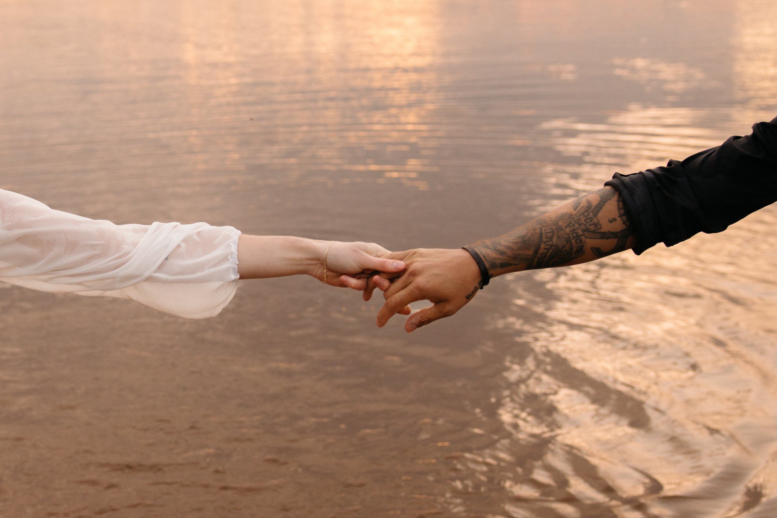 petrie-island-engagement-session-0116.jpg