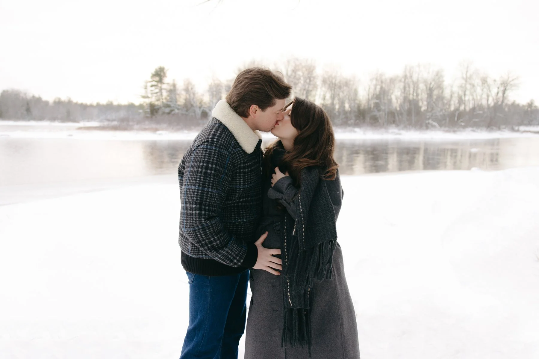 Ottawa-Maternity-Session-Cottage-0140.jpg