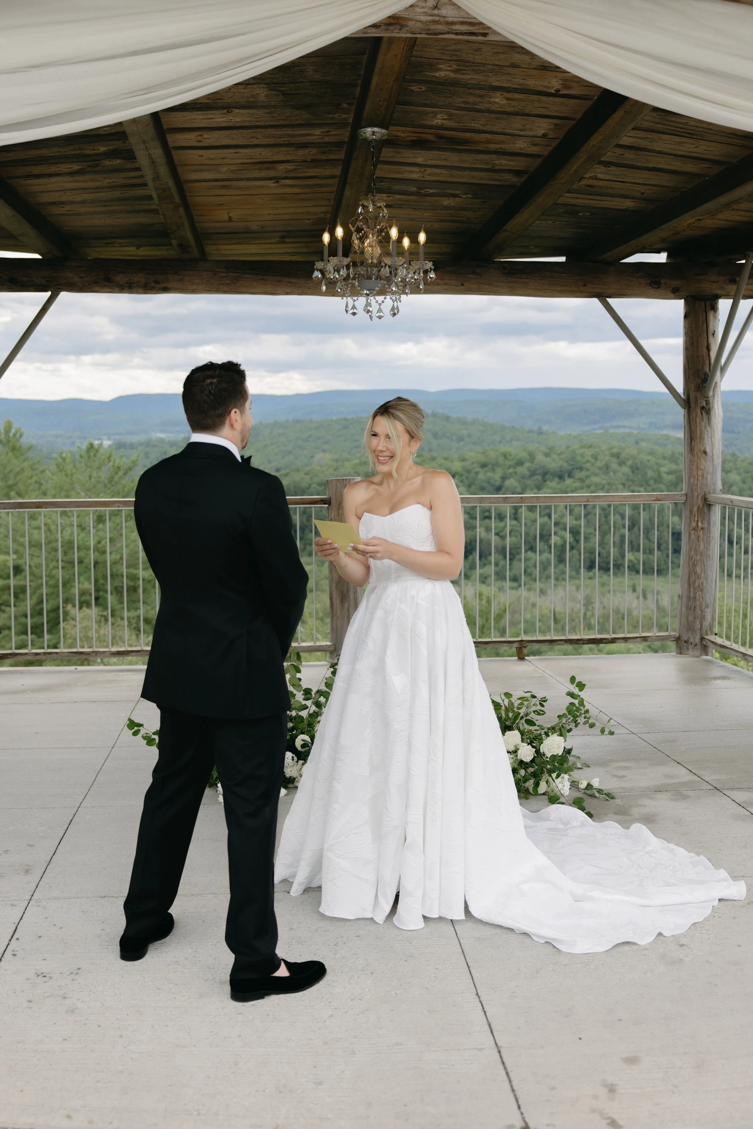 GraceAndGold-VJ-WED-0294.jpg