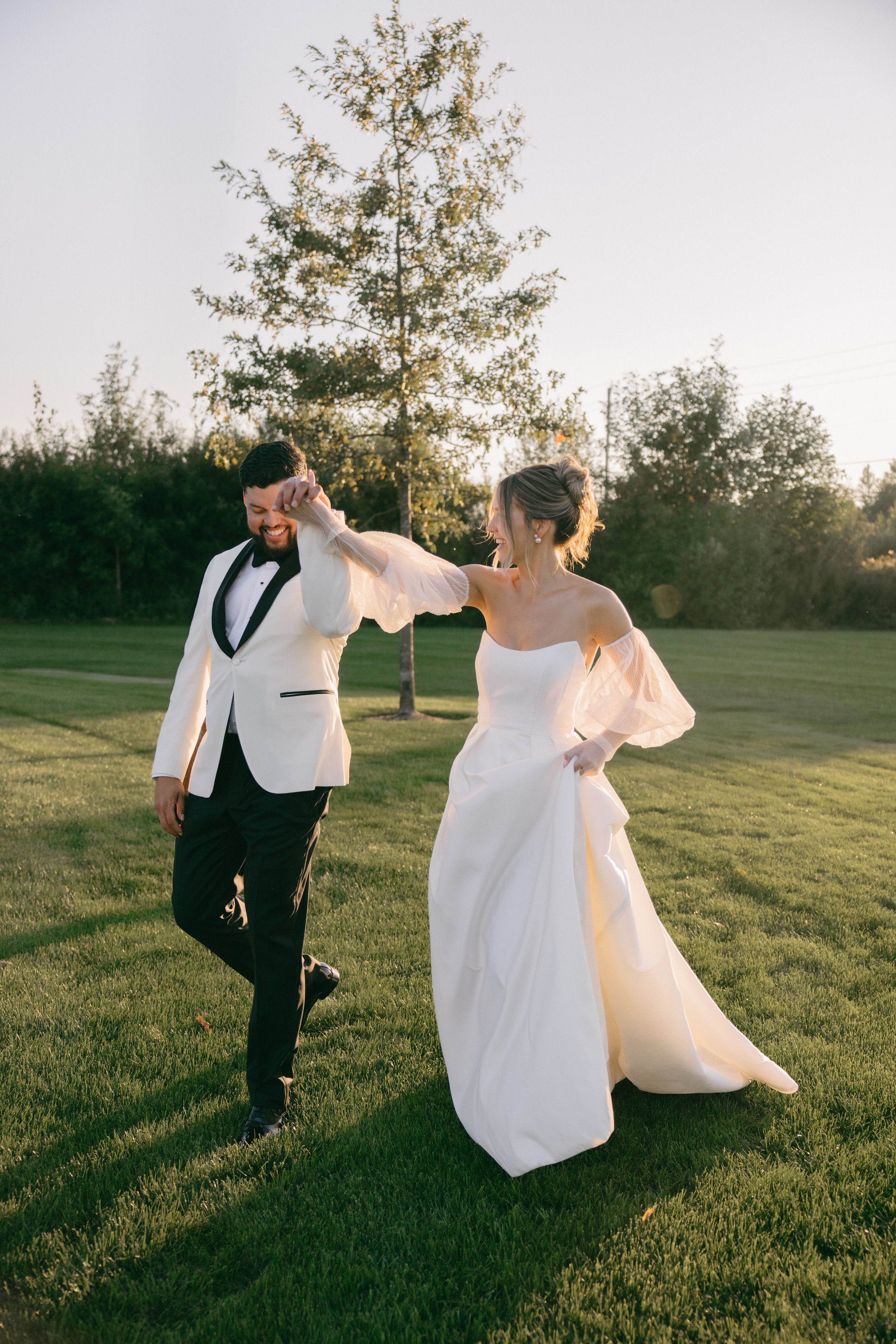 GraceAndGold-KK-WED-1258.jpg