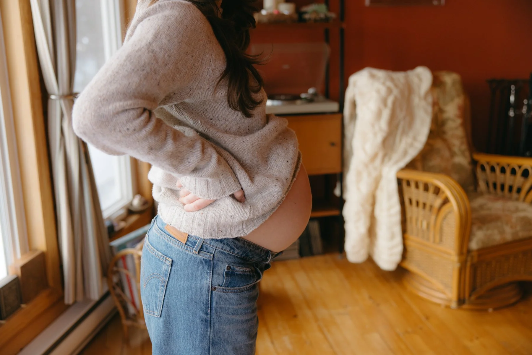 Ottawa-Maternity-Session-Cottage-0075.jpg