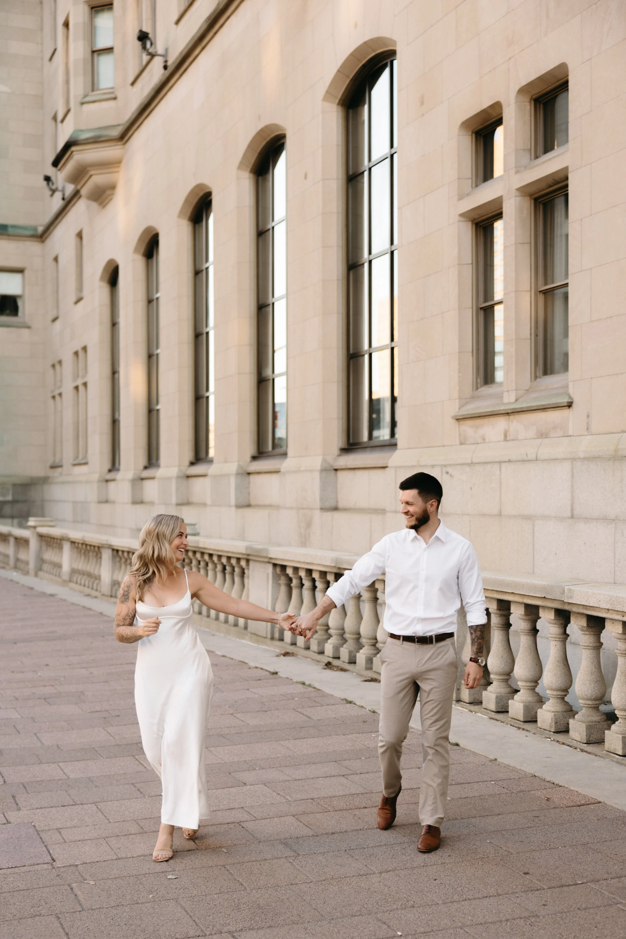 ottawa-downtown-engagement-session-0060.jpg