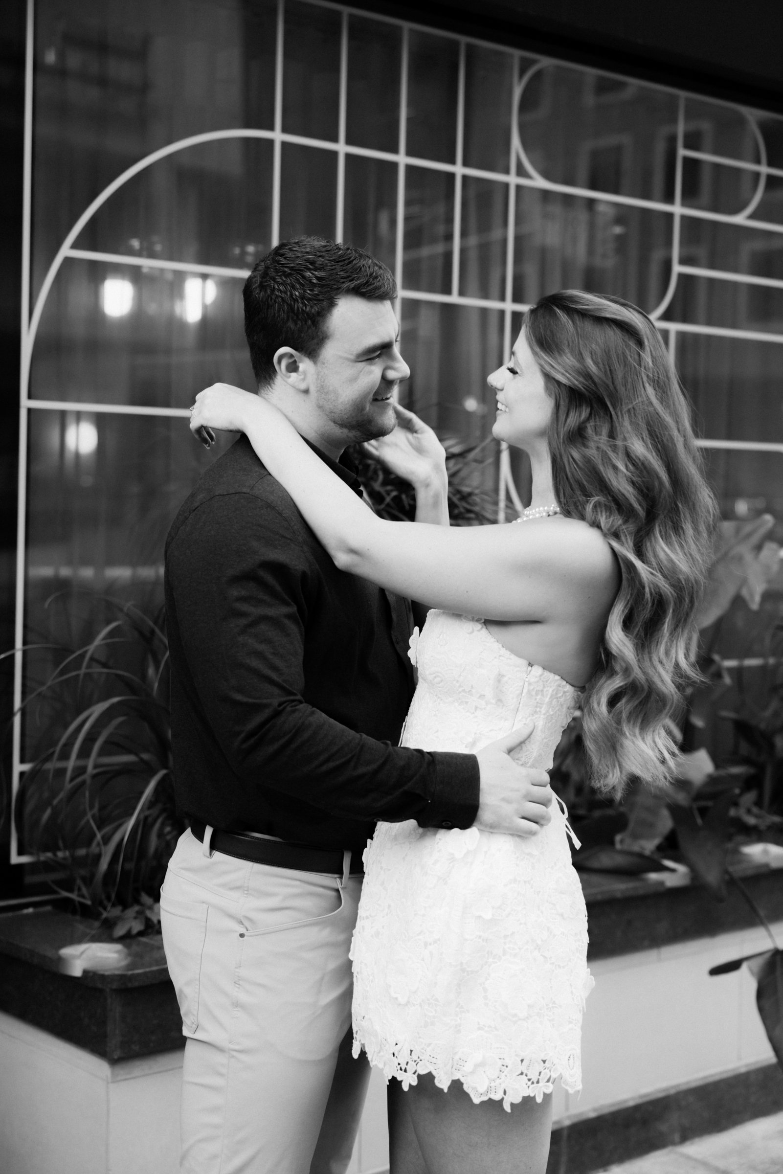 downtown-ottawa-engagement-session-kr-0009.jpg
