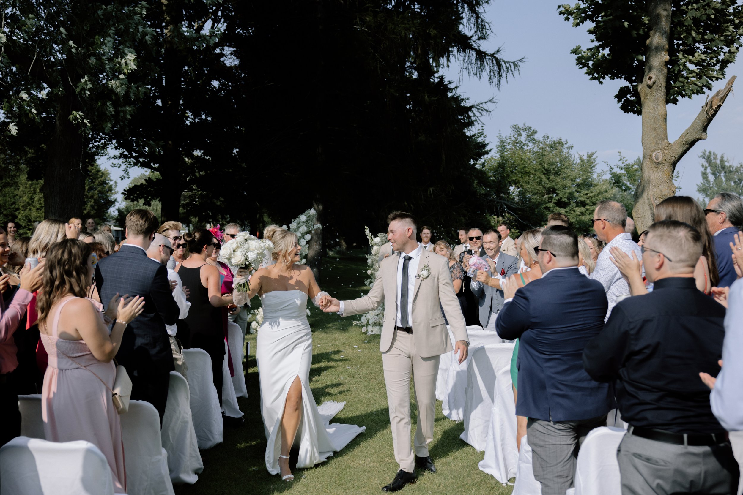 GraceAndGold-MJ-WED-1065.jpg