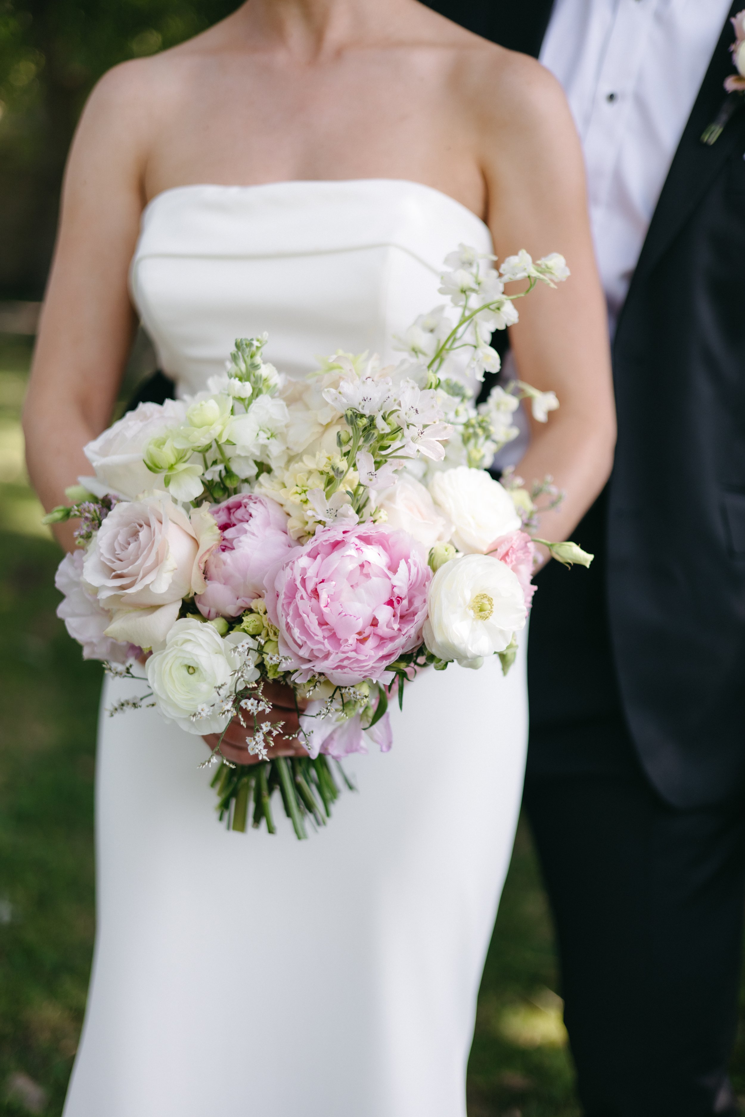 GraceAndGold-JA-WED-0236.jpg