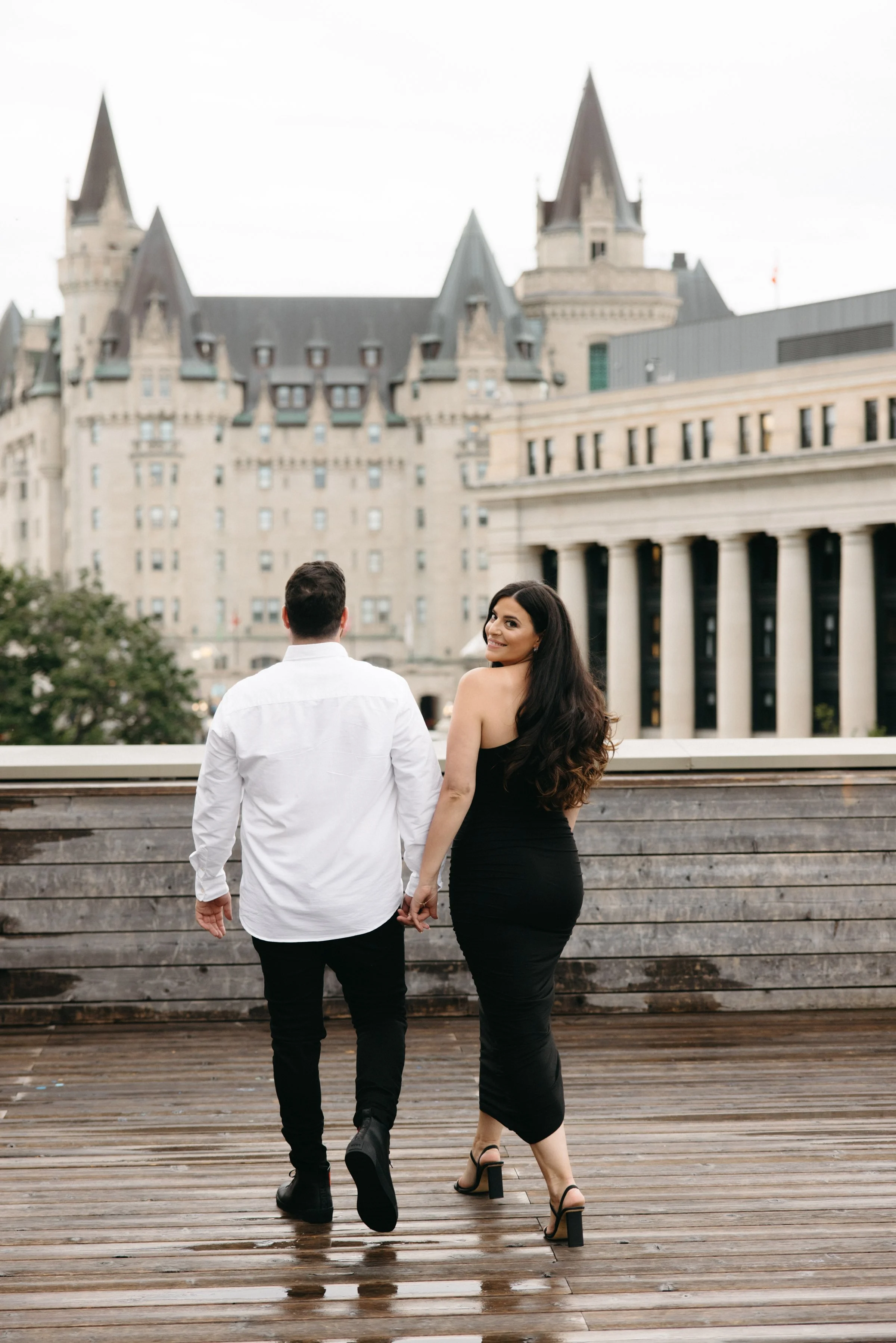 ottawa-downtown-engagement-session-0008.jpg