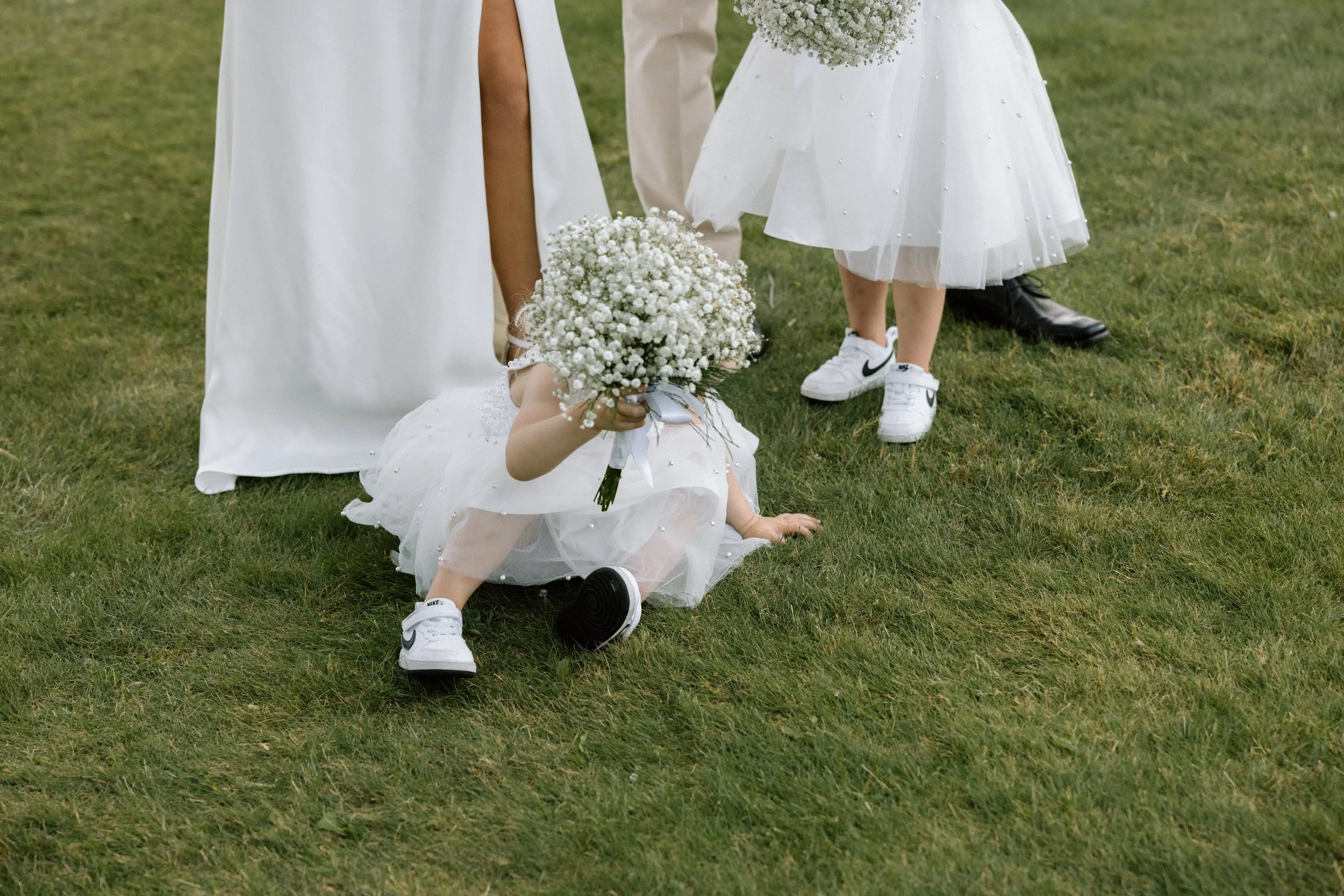 GraceAndGold-MJ-WED-0665.jpg