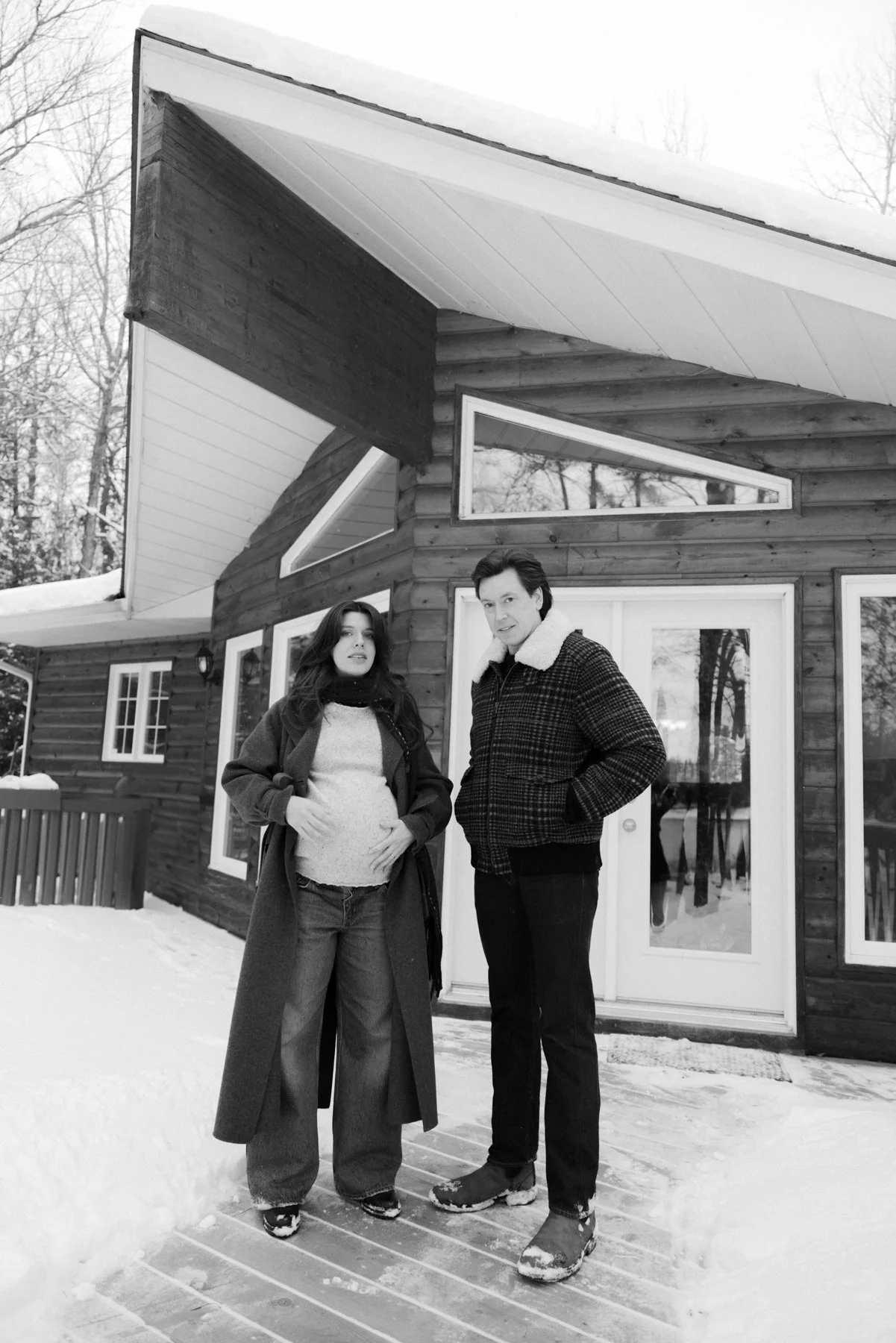 Ottawa-Maternity-Session-Cottage-0111.jpg