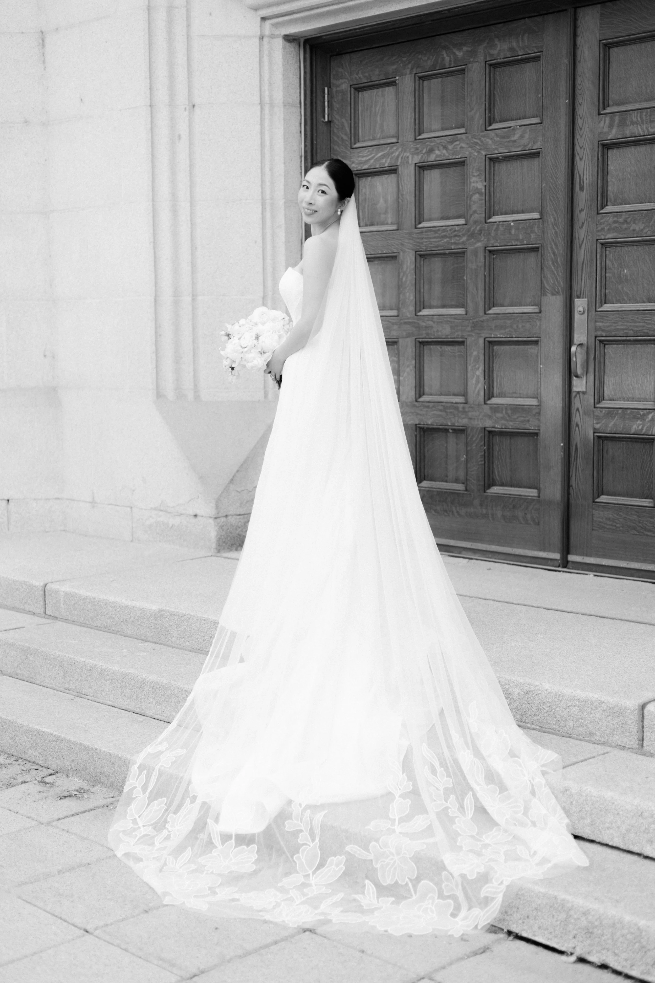 GraceAndGold-YR-WED-0532.jpg