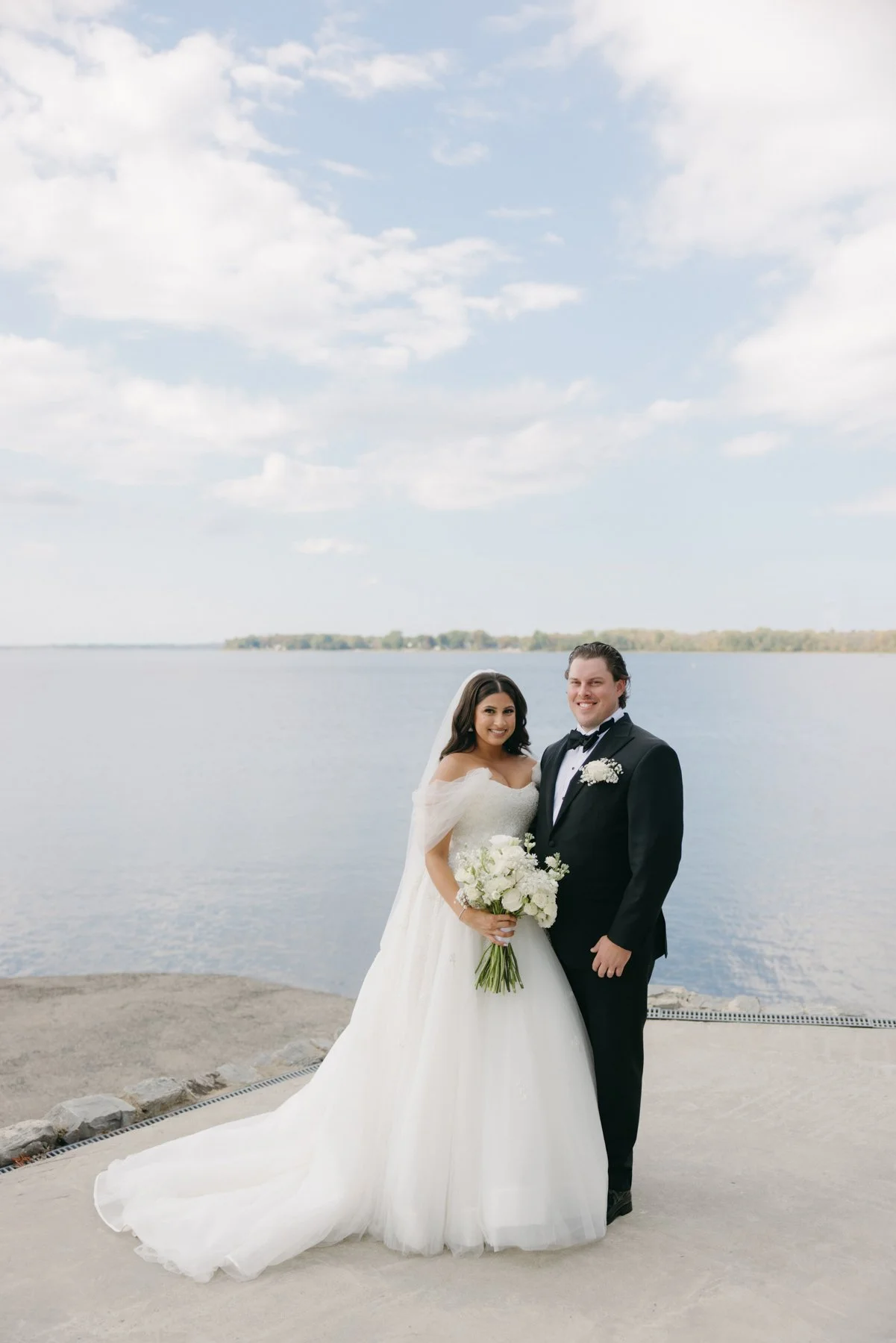 britannia-yacht-club-wedding-mn-0049.jpg