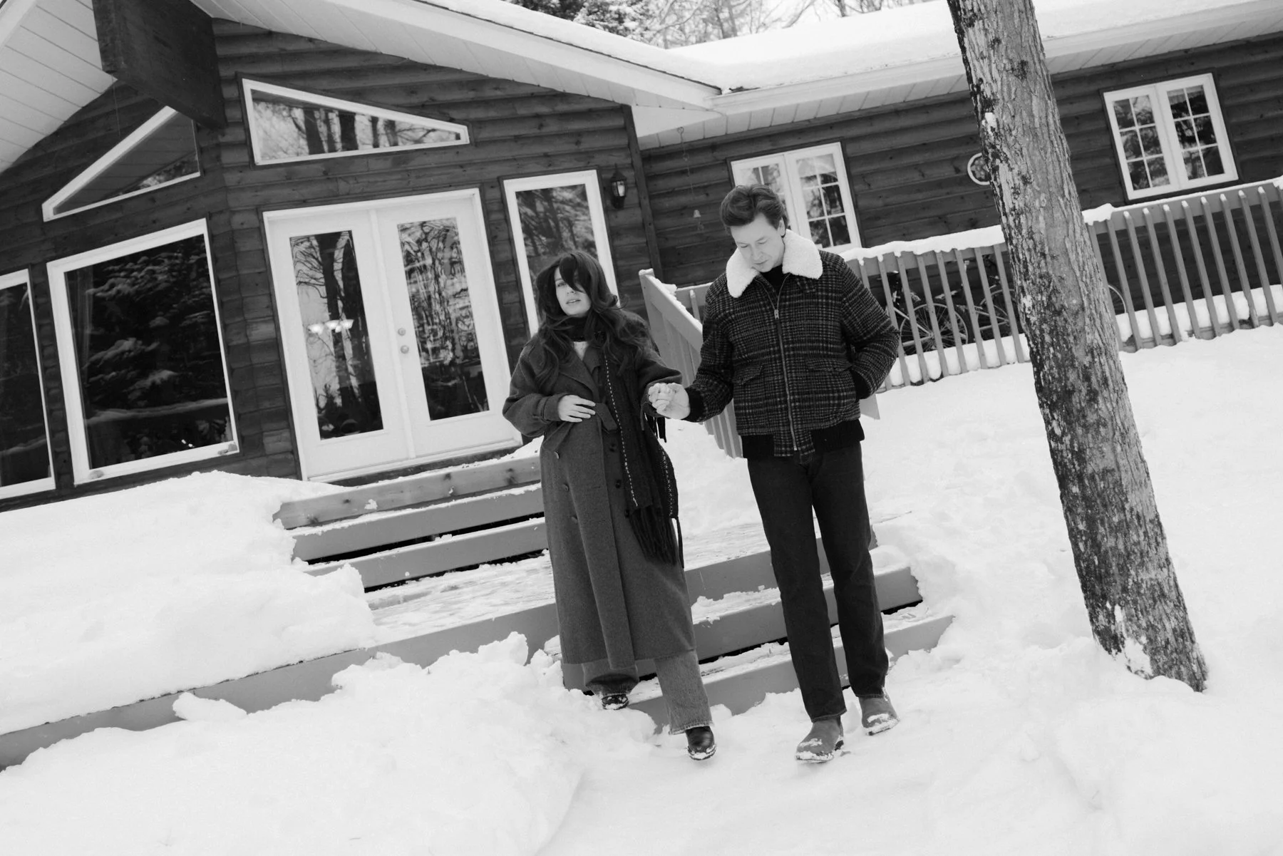 Ottawa-Maternity-Session-Cottage-0126.jpg