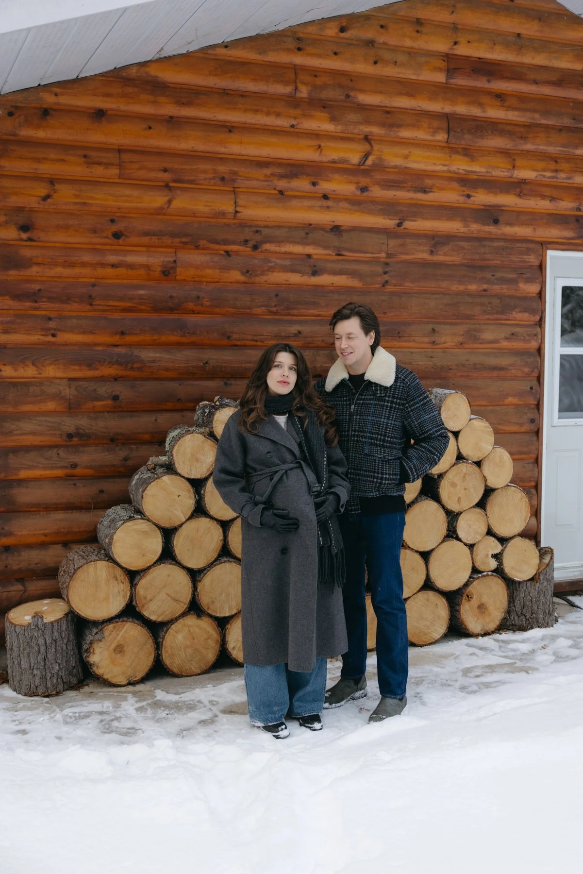 Ottawa-Maternity-Session-Cottage-0105.jpg