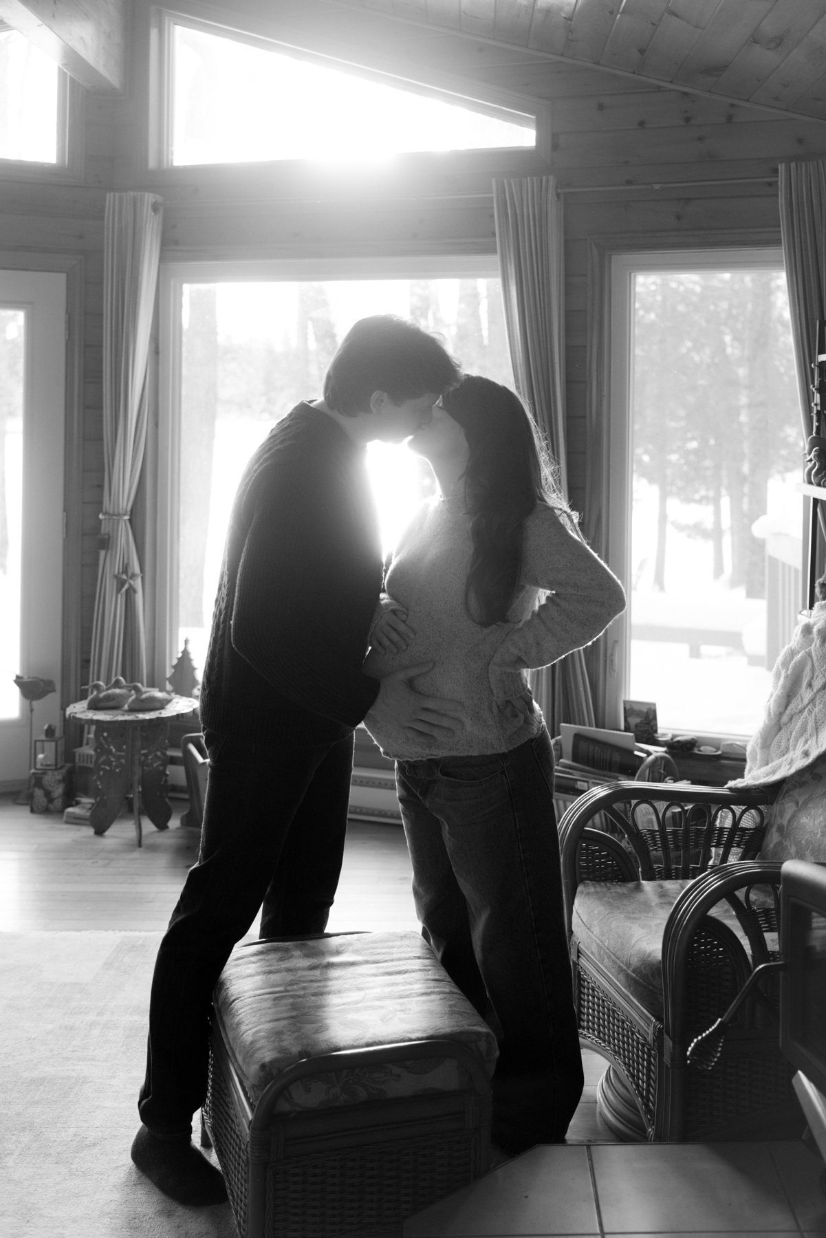 Ottawa-Maternity-Session-Cottage-0062.jpg