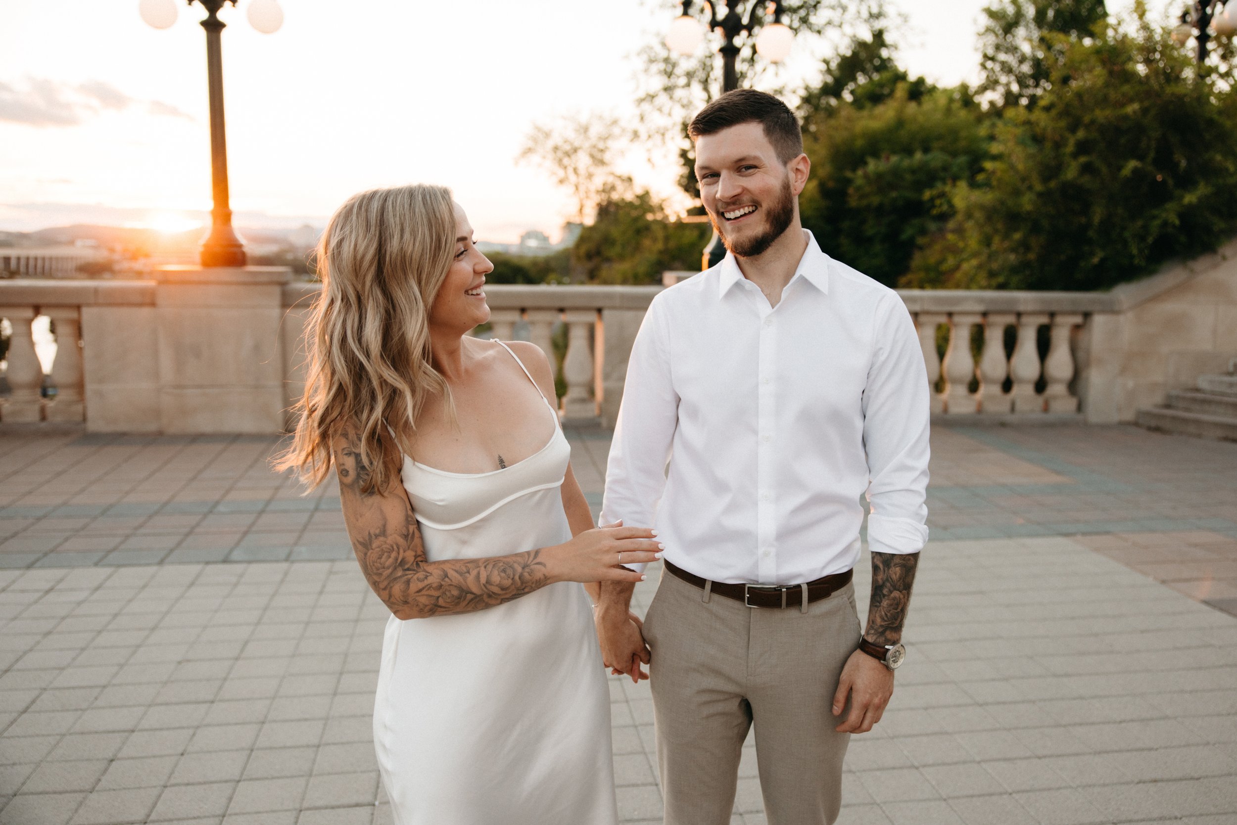 ottawa-downtown-engagement-session-0104.jpg