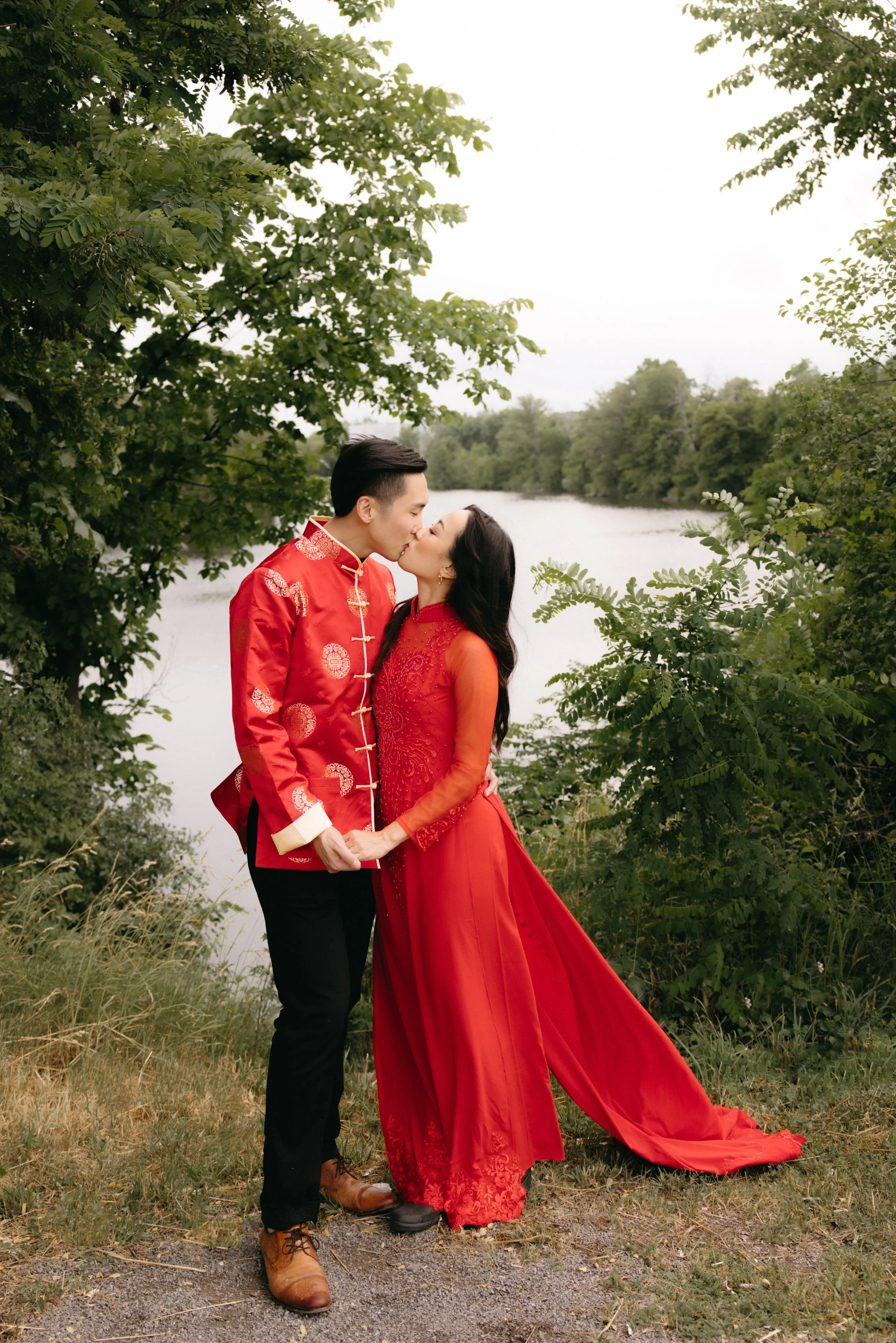 ottawa-elopement-photographer-0036.jpg