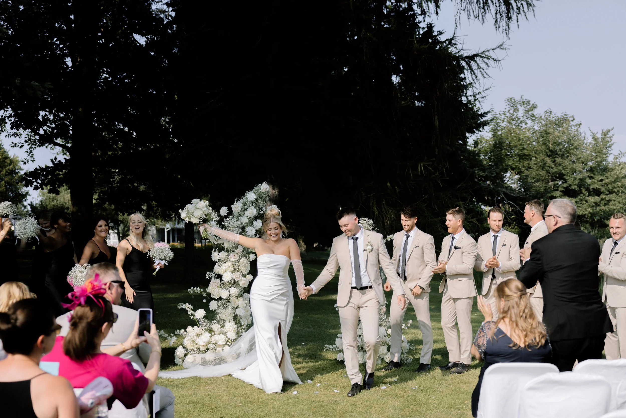 GraceAndGold-MJ-WED-1055.jpg