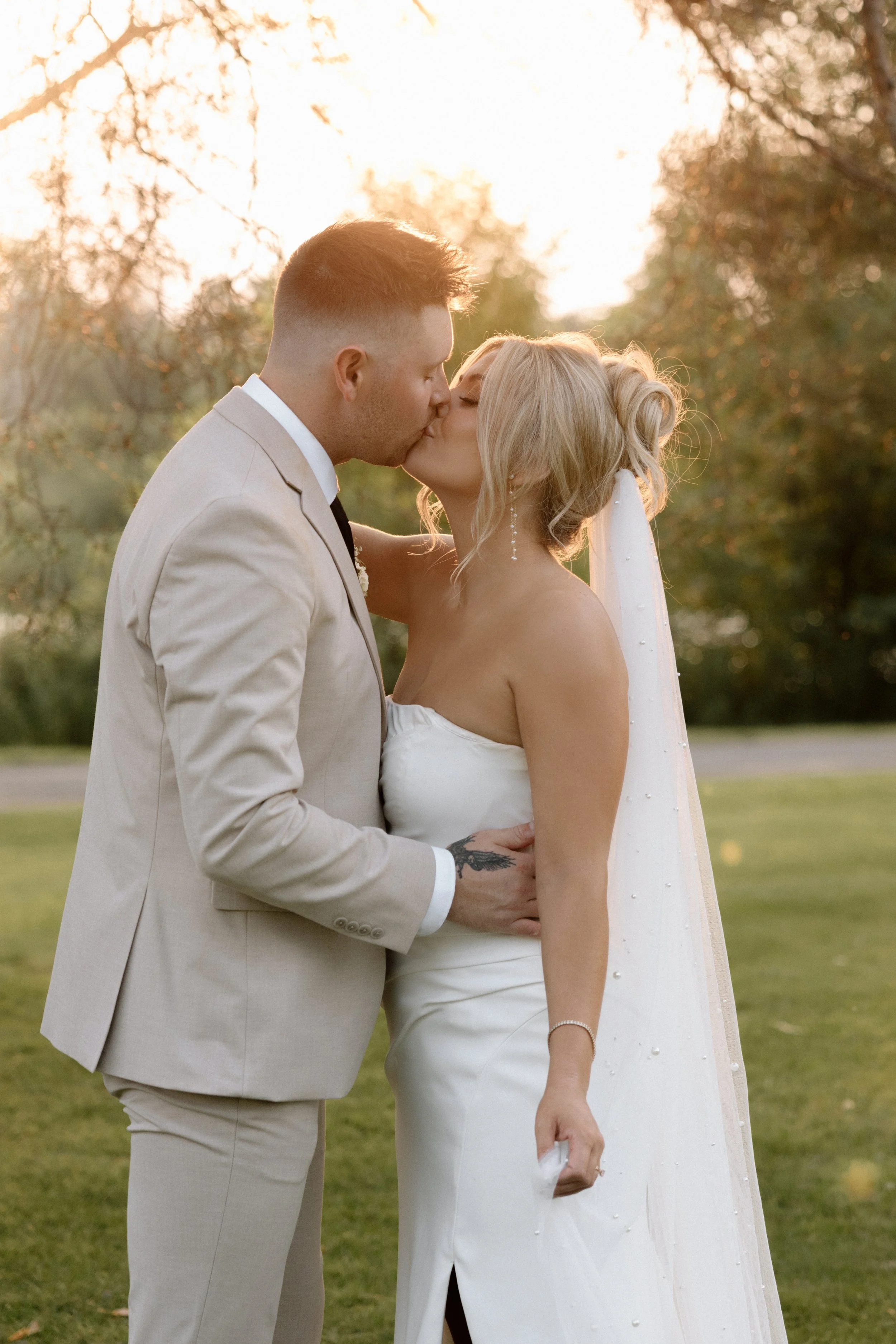 GraceAndGold-MJ-WED-1456.jpg