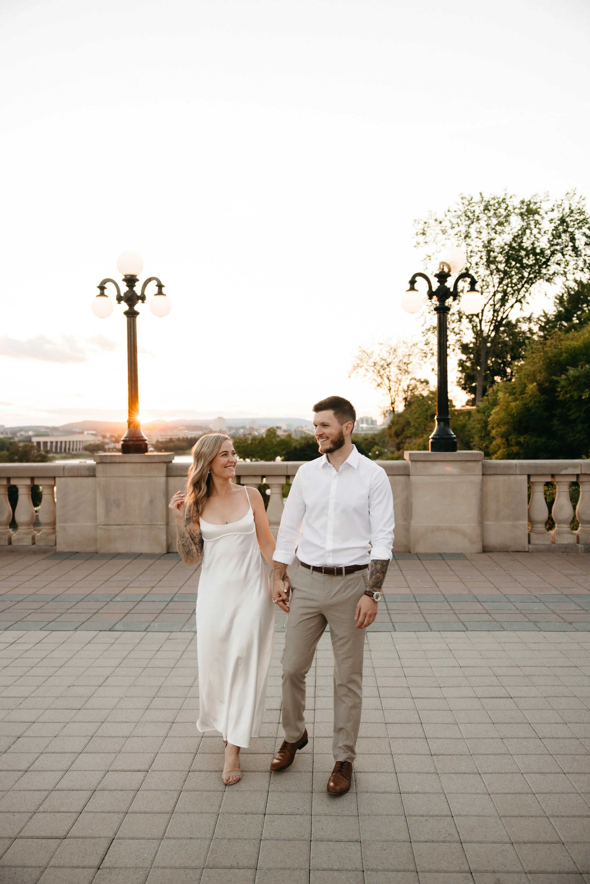 ottawa-downtown-engagement-session-0102.jpg