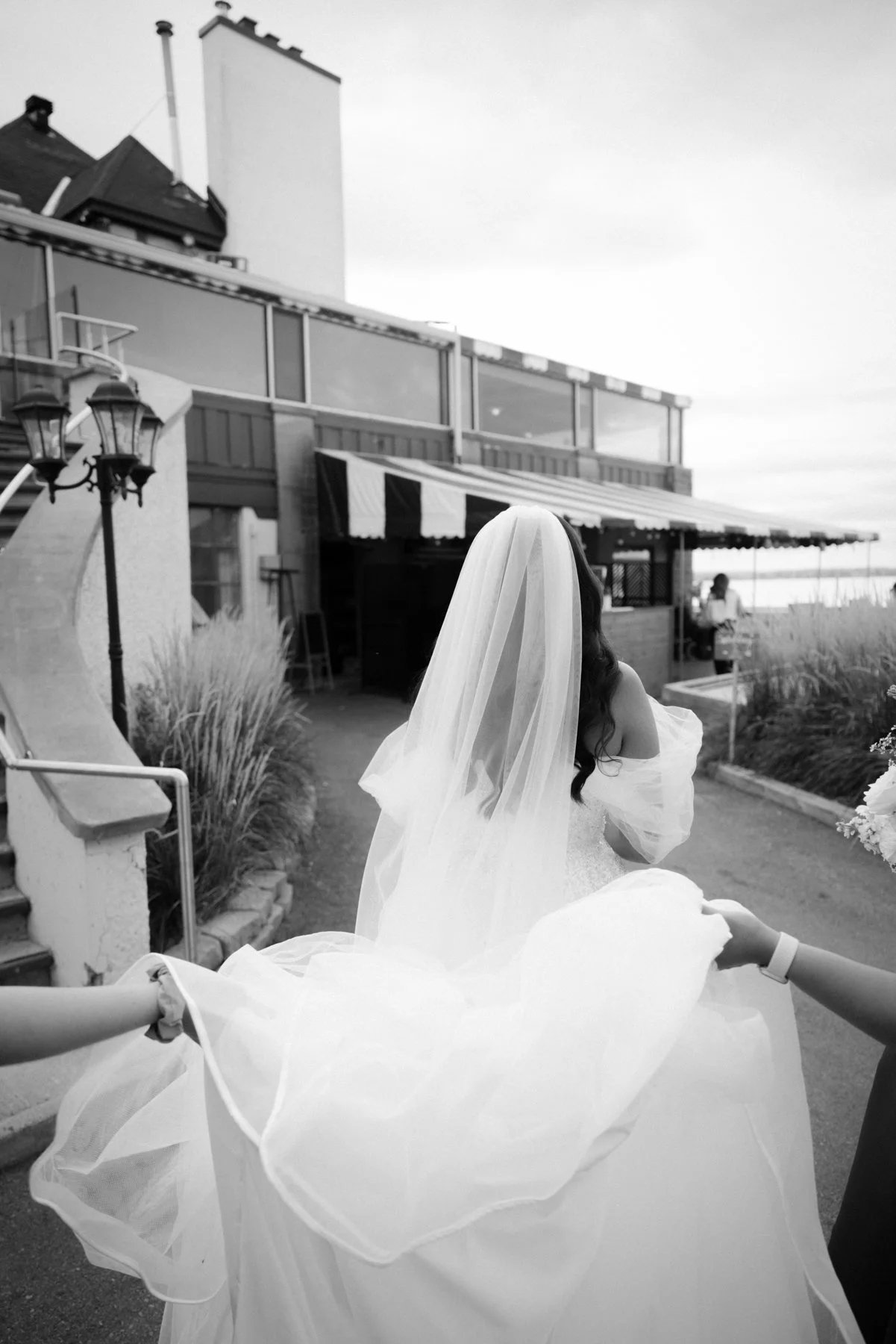 britannia-yacht-club-wedding-mn-0029.jpg