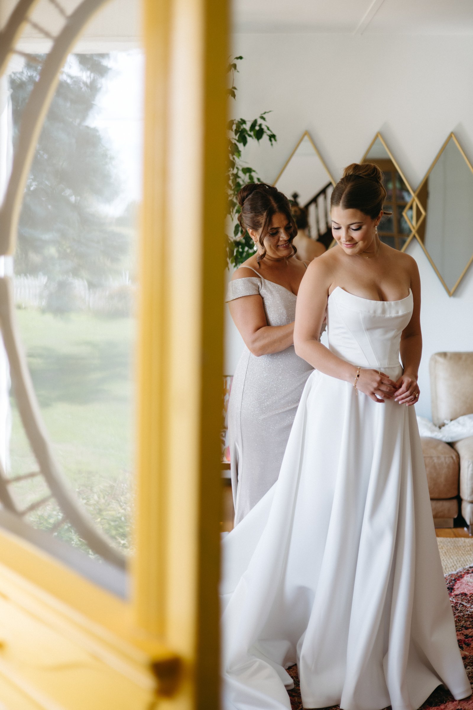 The Brighthouse Farm Wedding - Tracy Grace