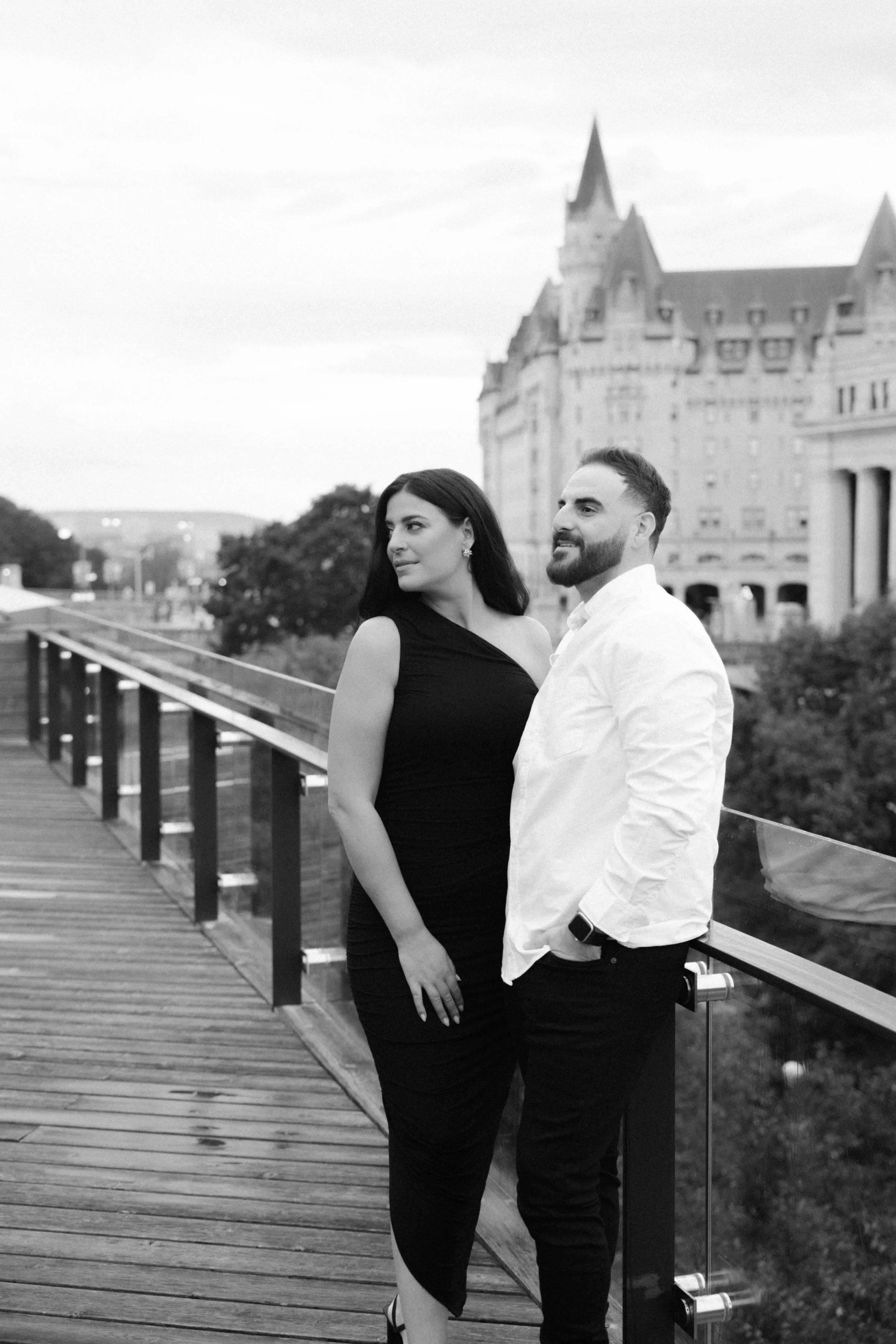 ottawa-downtown-engagement-session-0020.jpg