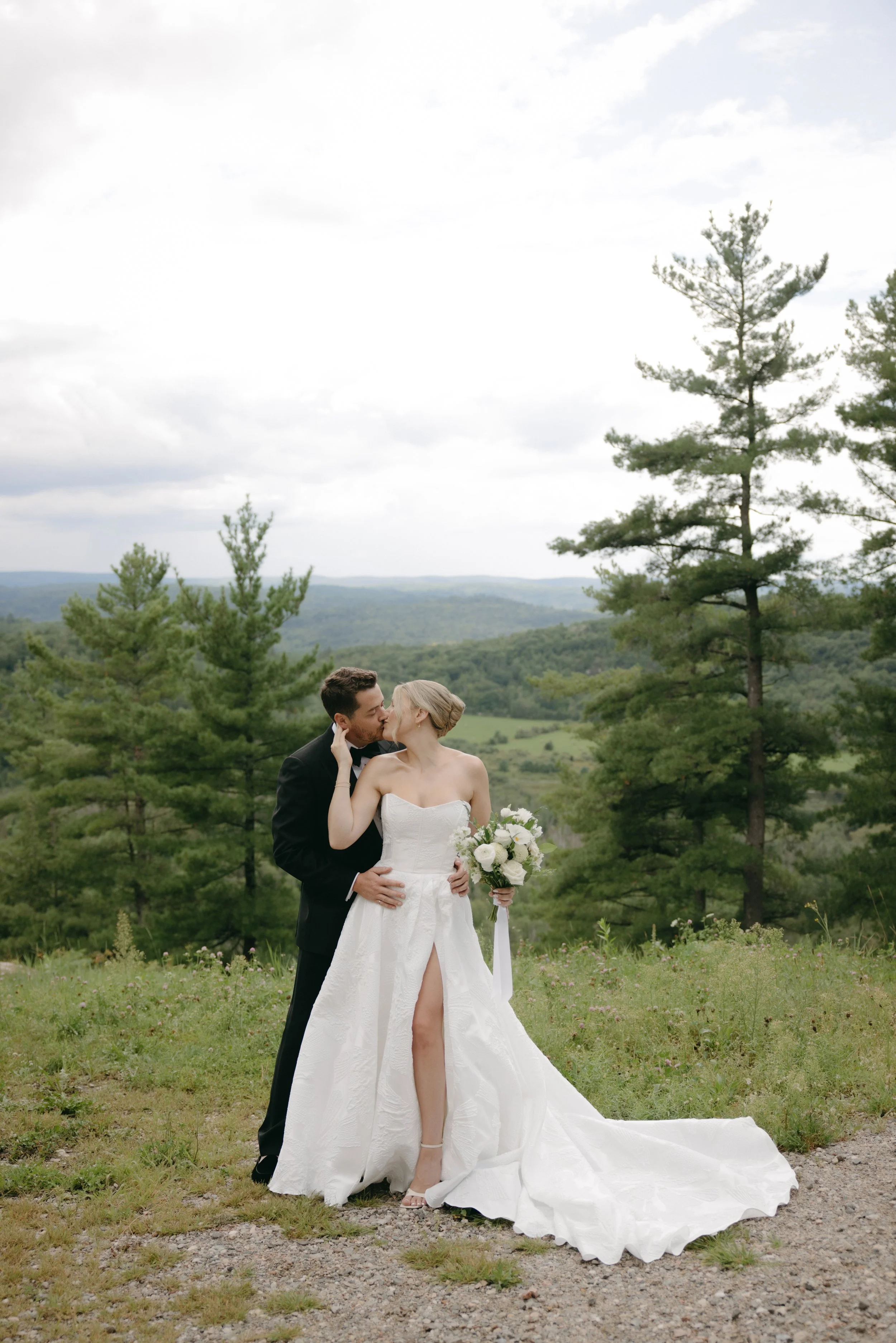 GraceAndGold-VJ-WED-0351.jpg