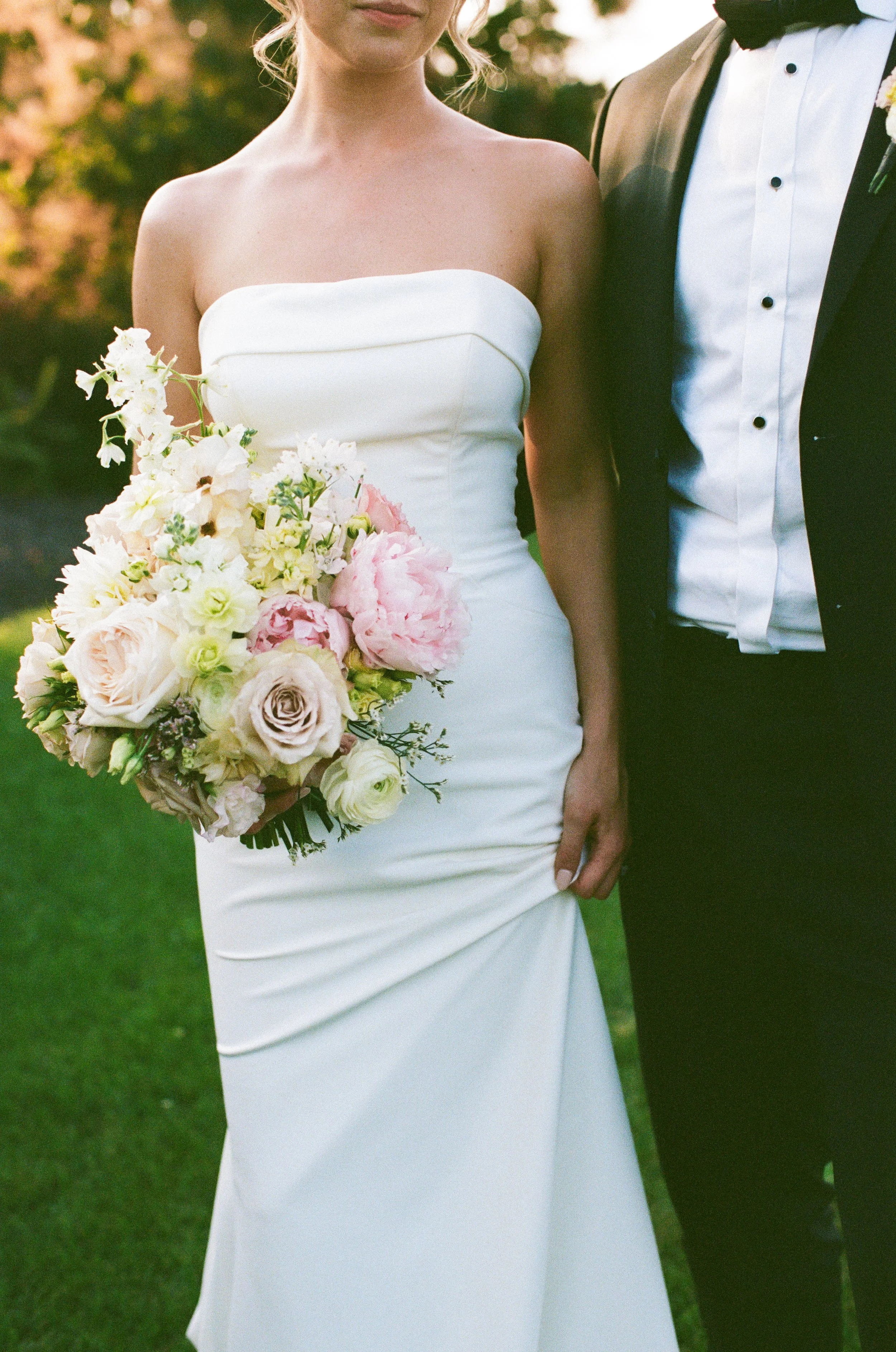 GraceAndGold-JA-WED-1228.jpg