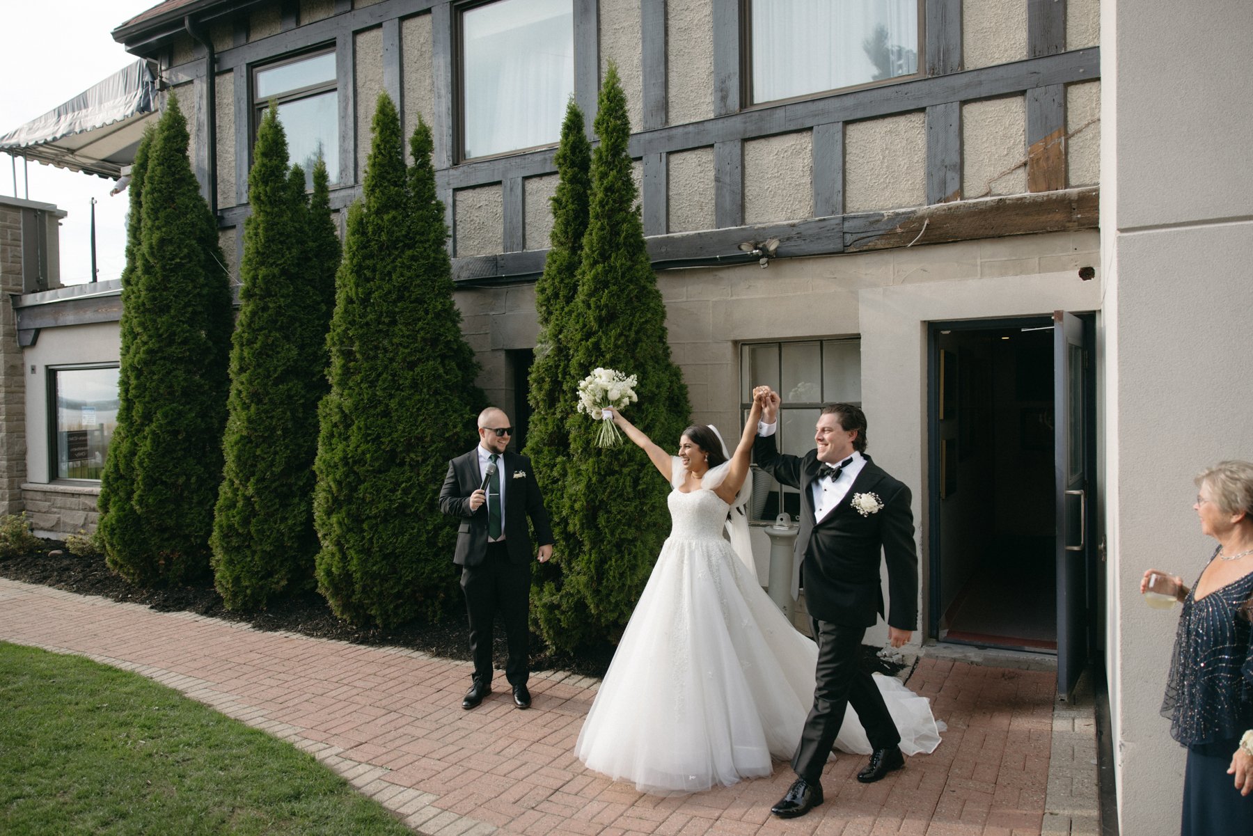 britannia-yacht-club-wedding-mn-0127.jpg