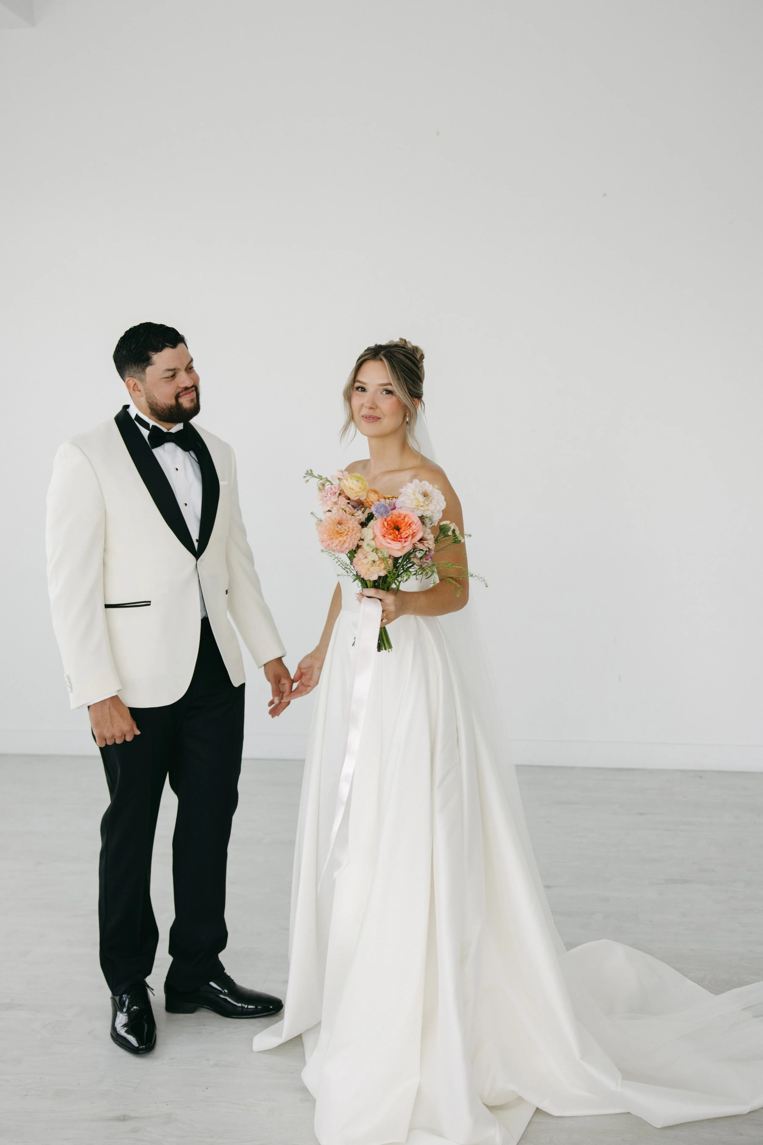 GraceAndGold-KK-WED-0268.jpg