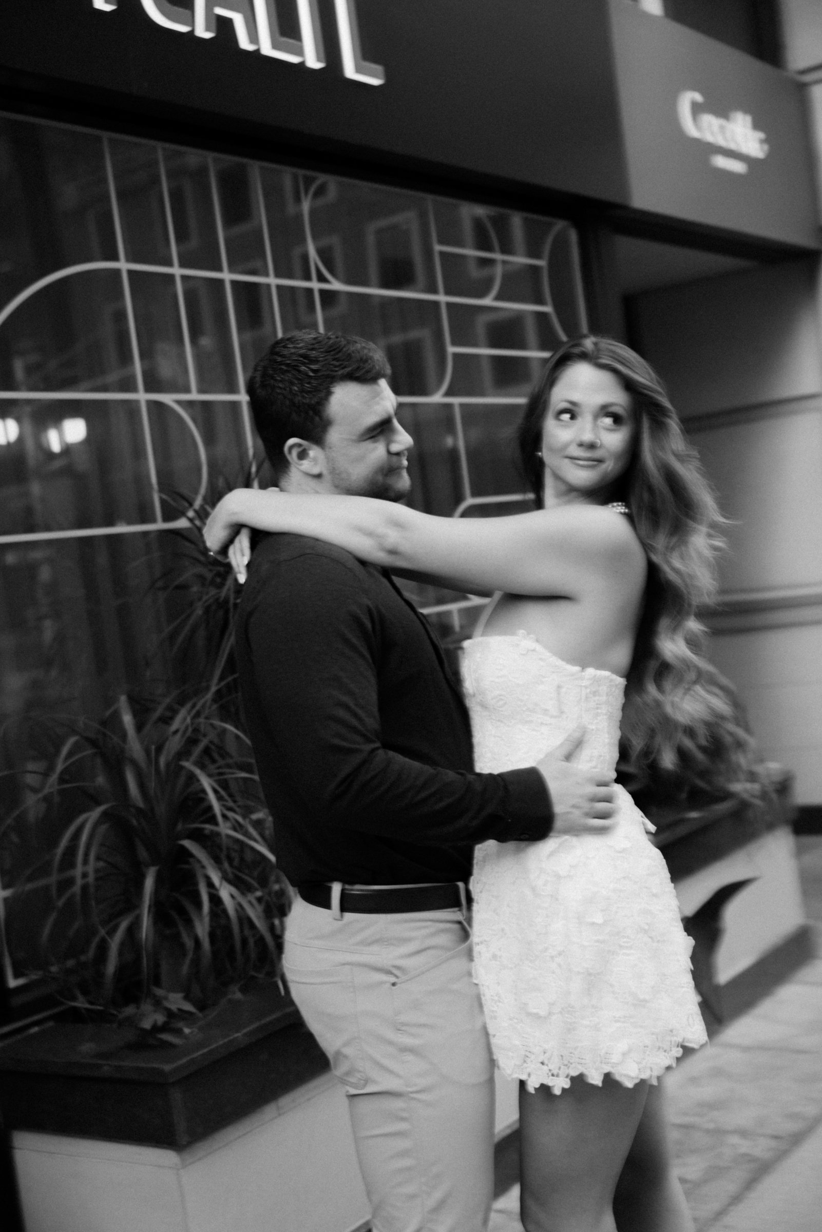 downtown-ottawa-engagement-session-kr-0006.jpg