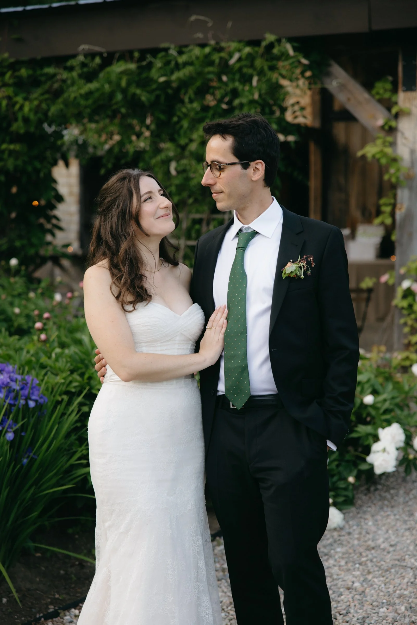 adelina-barn-wedding-photos-la-0214.jpg
