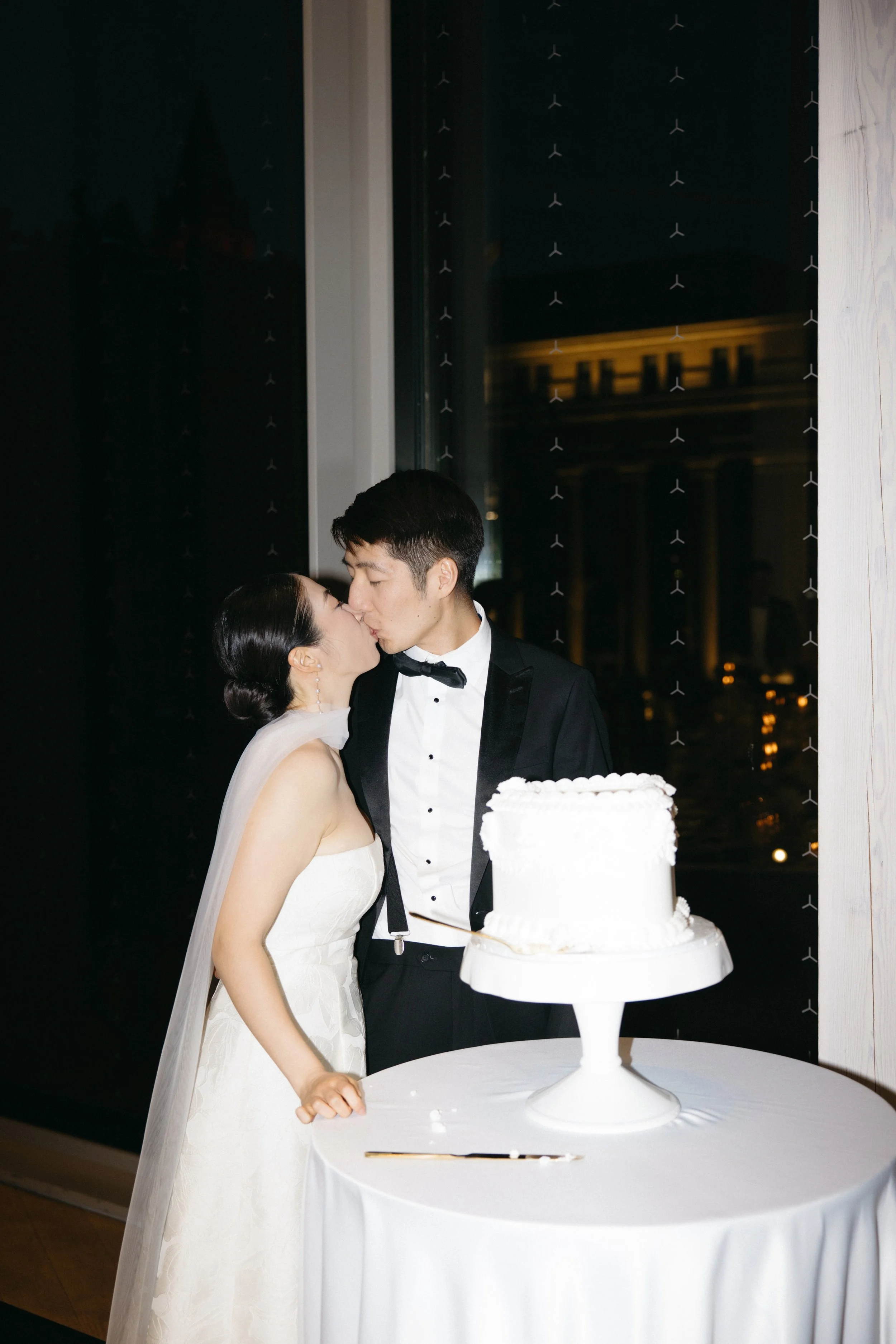 GraceAndGold-YR-WED-1560.jpg