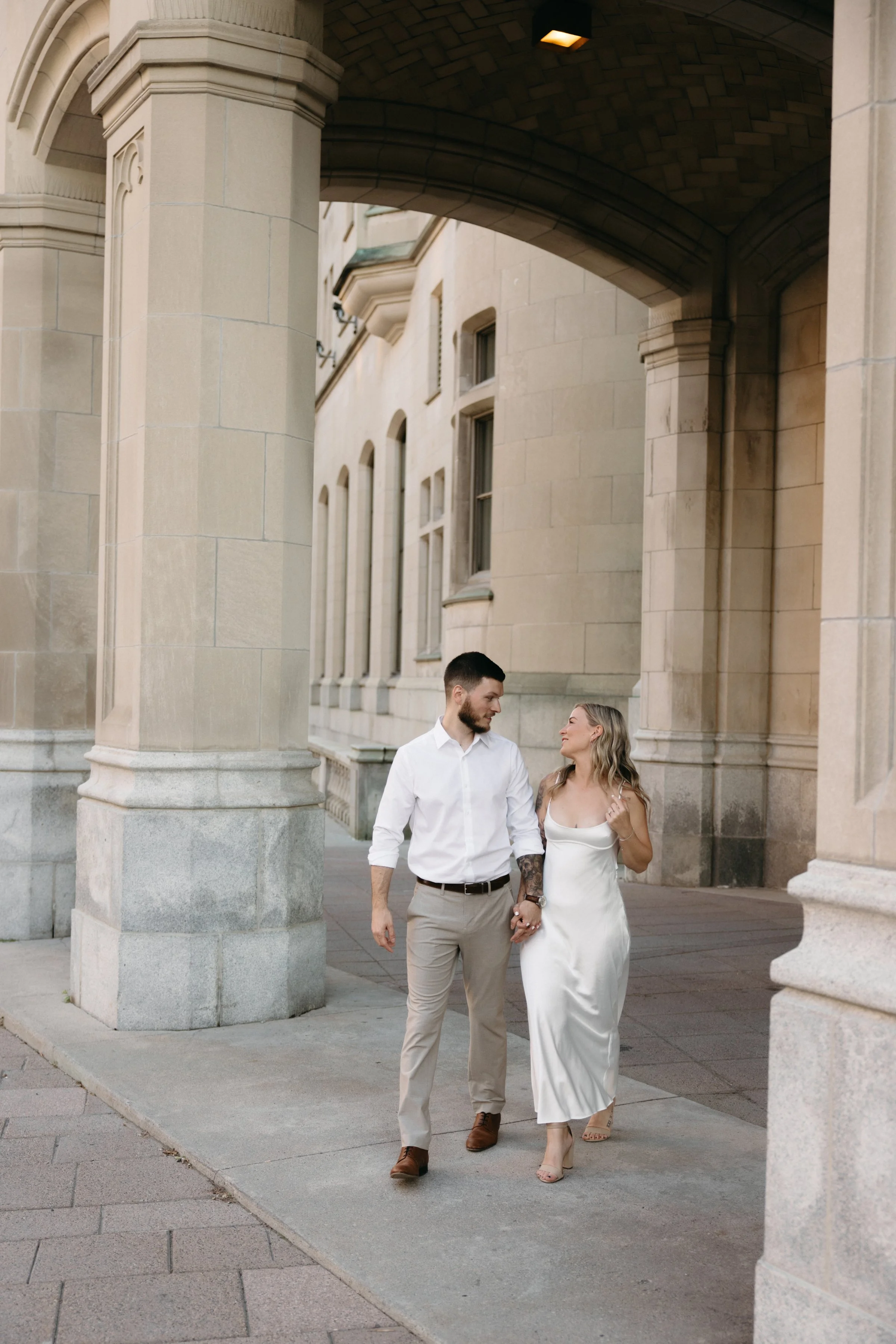 ottawa-downtown-engagement-session-0074.jpg