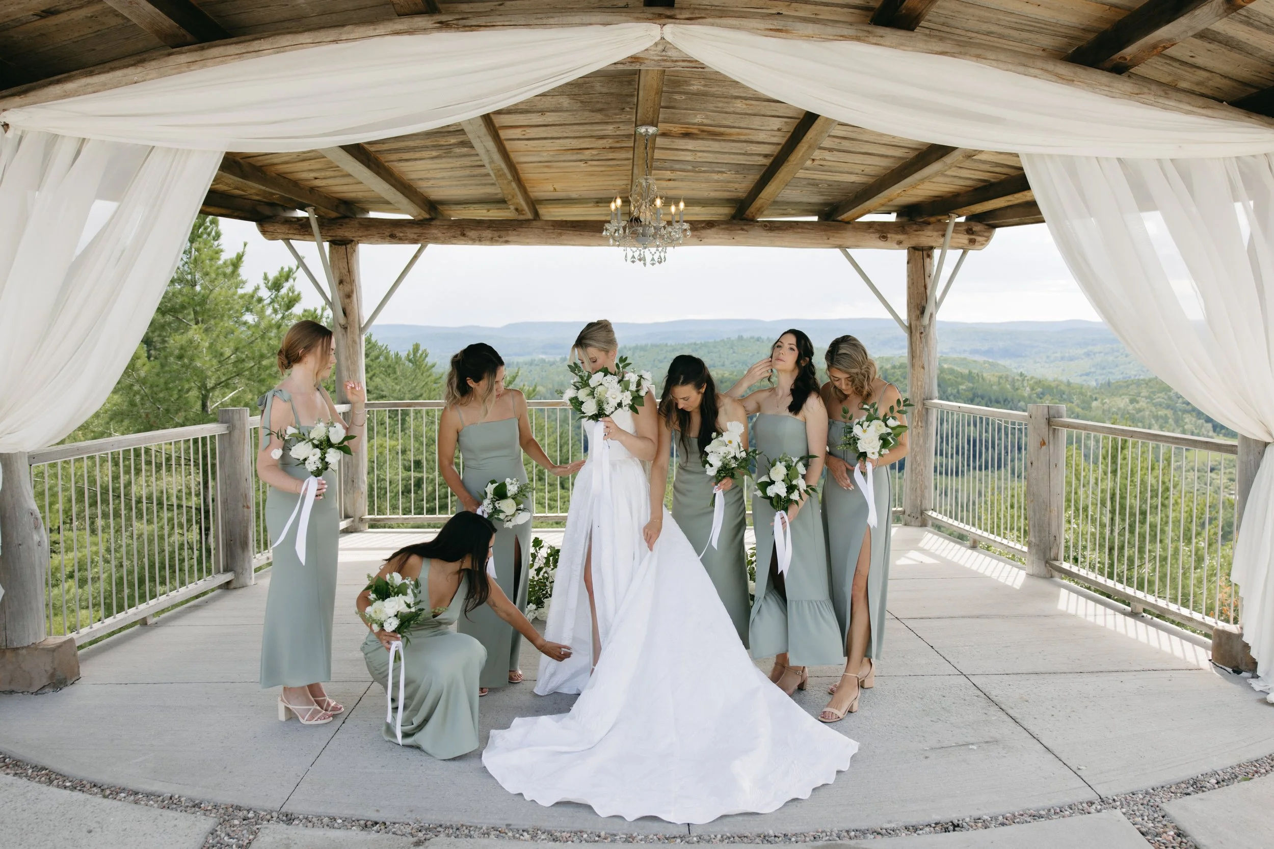 GraceAndGold-VJ-WED-0487.jpg