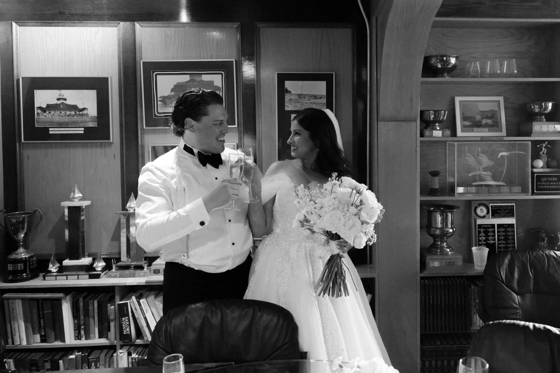 britannia-yacht-club-wedding-mn-0113.jpg