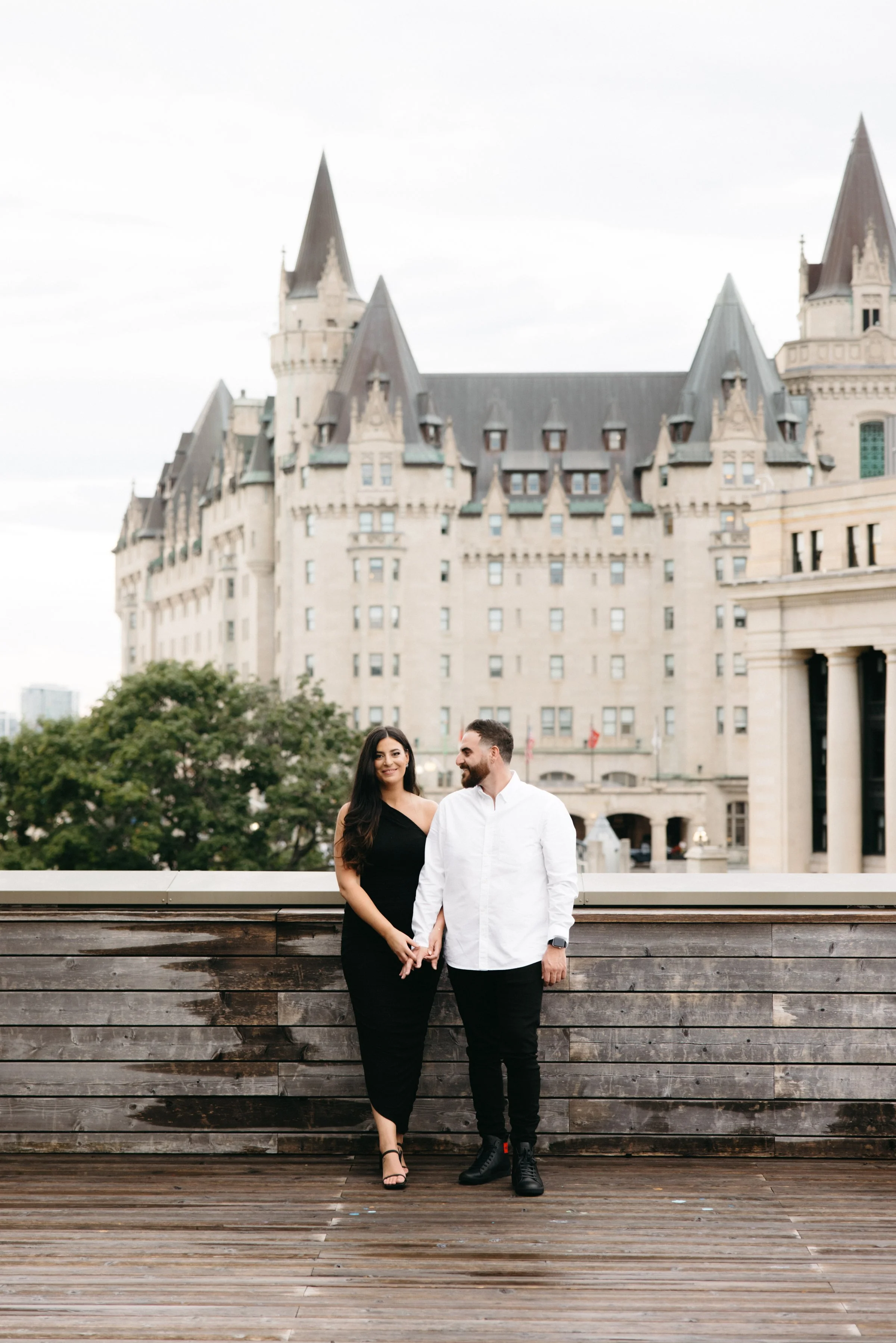 ottawa-downtown-engagement-session-0015.jpg