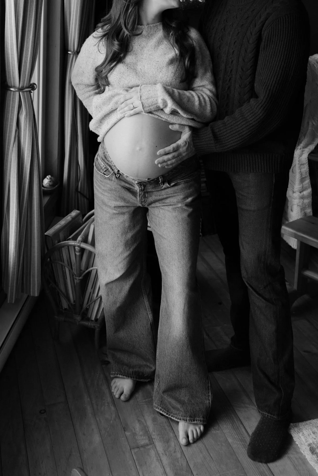 Ottawa-Maternity-Session-Cottage-0067.jpg