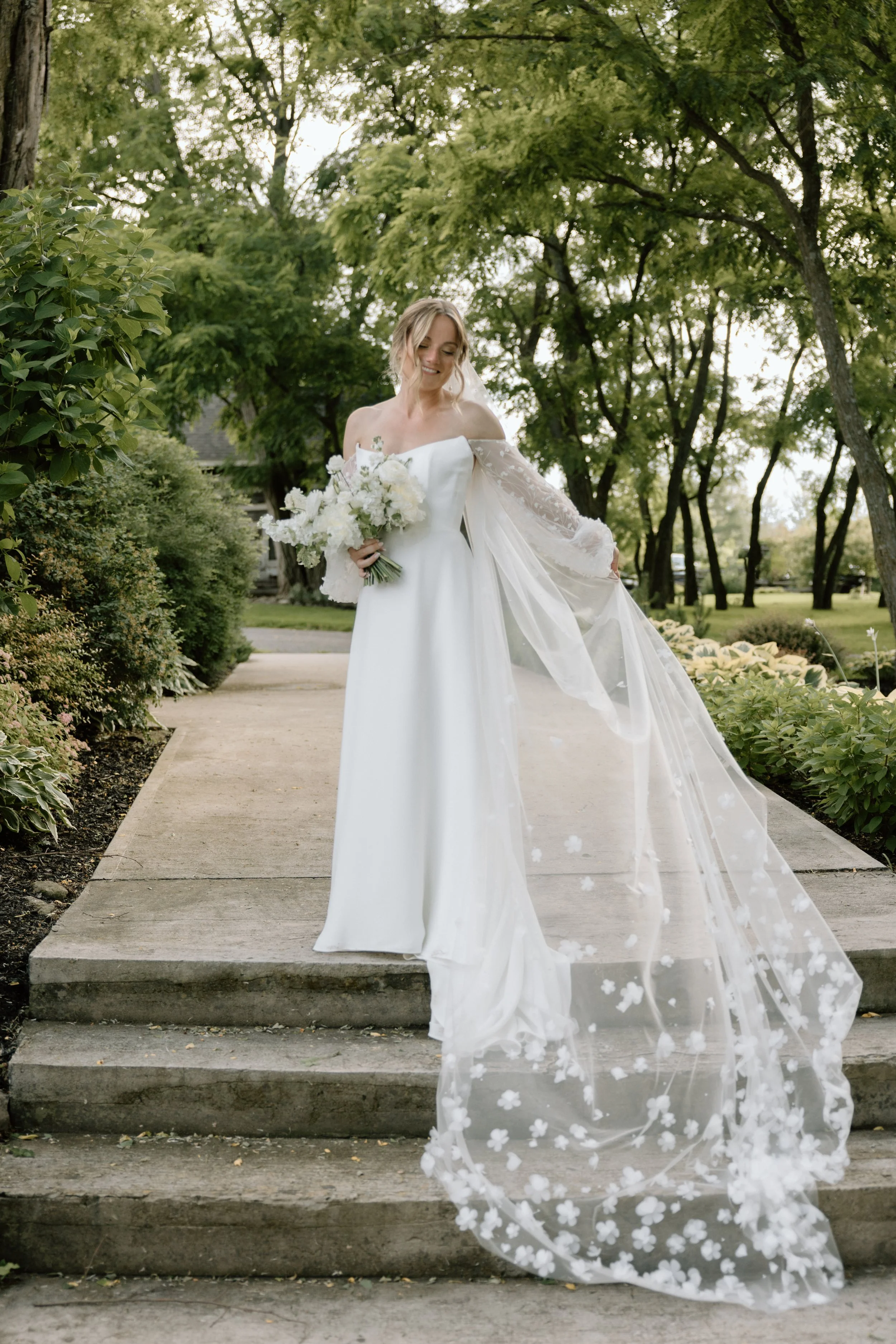 GraceAndGold-TP-WED-1074.jpg