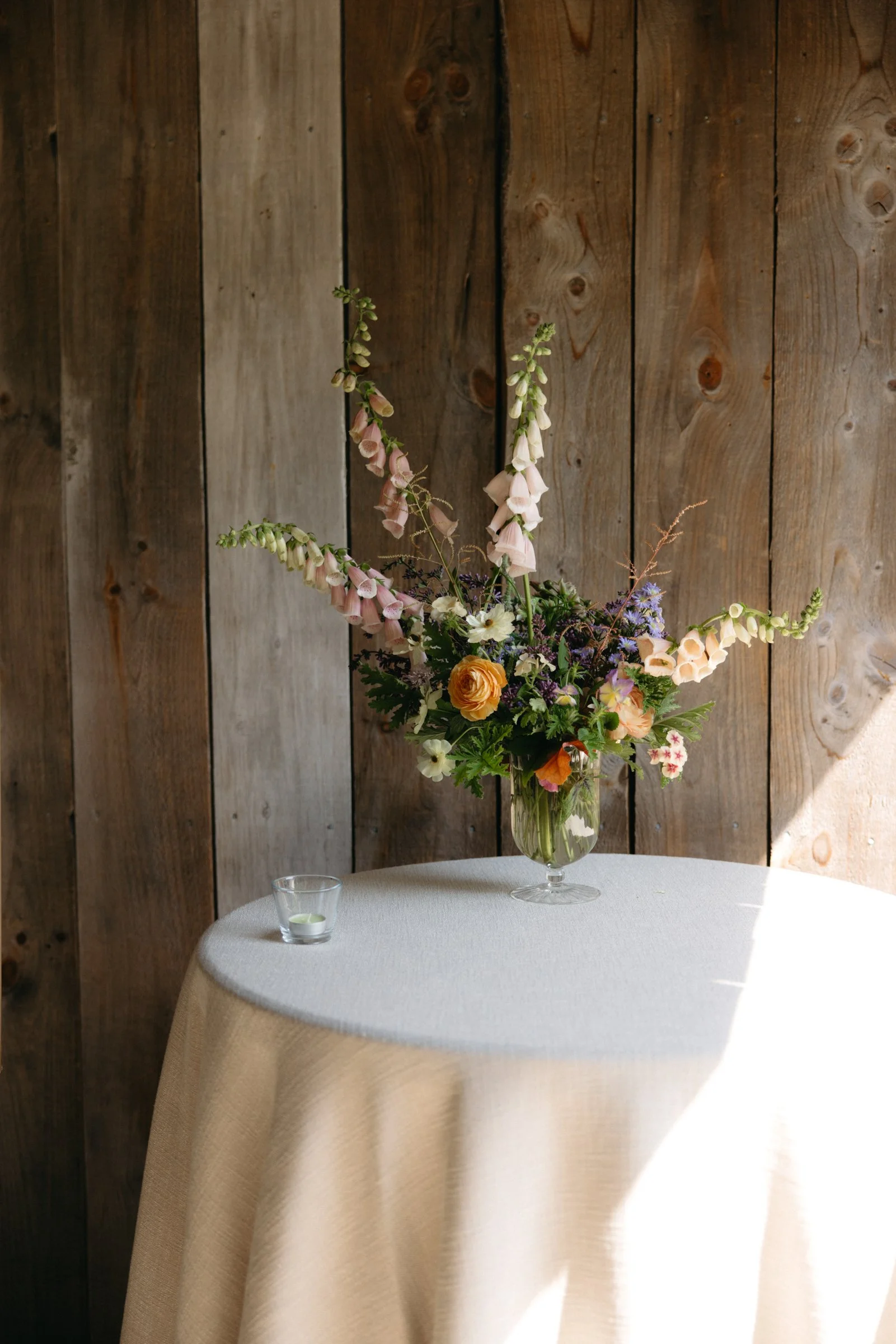 Adélina Barn Wedding Photos // Tracy Grace