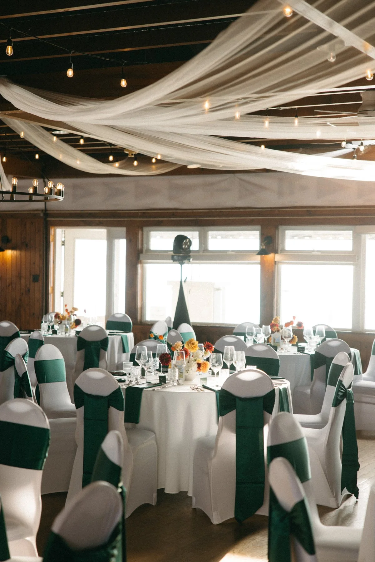 britannia-yacht-club-wedding-mn-0187.jpg