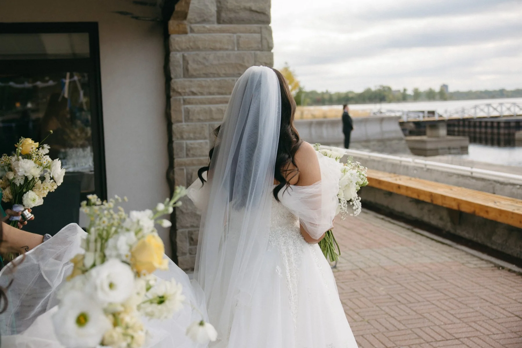 britannia-yacht-club-wedding-mn-0034.jpg