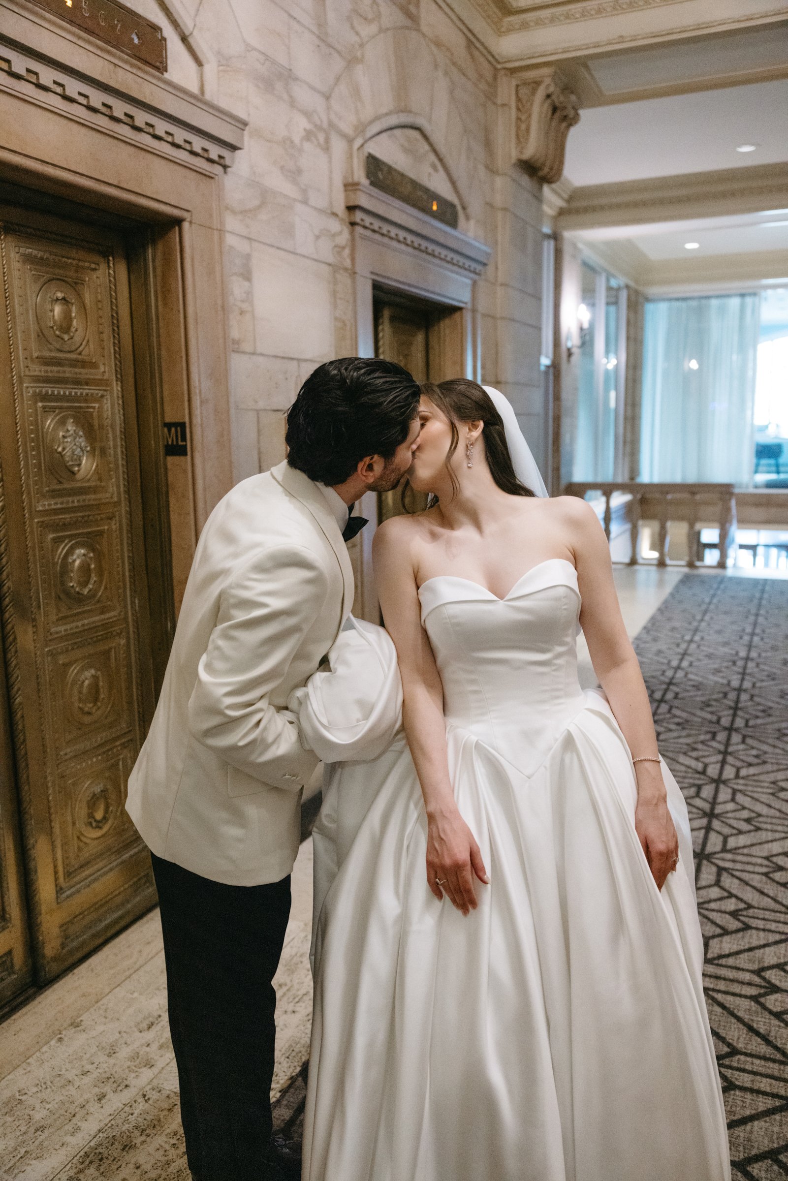 chateau-laurier-wedding-ra-0162.jpg