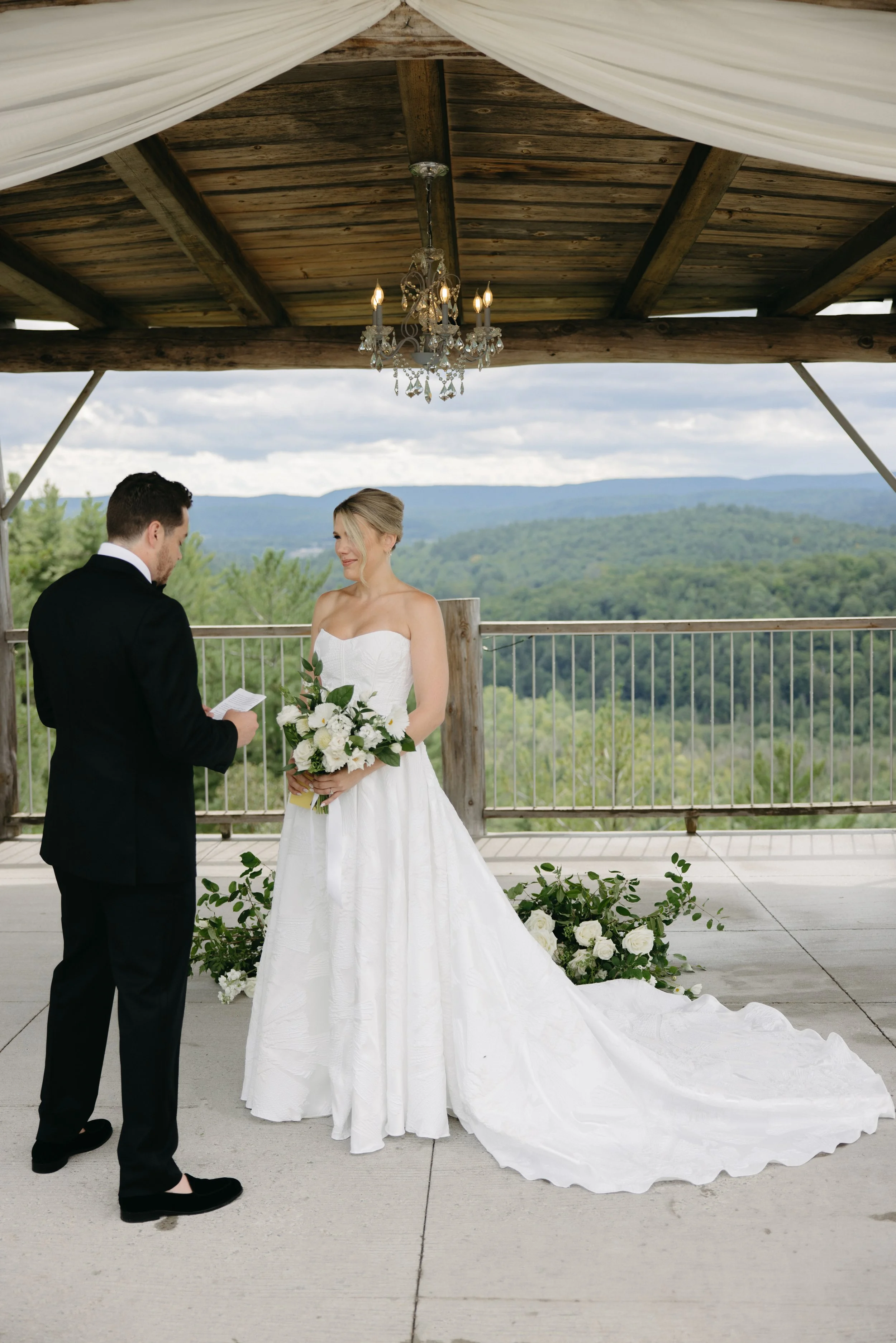 GraceAndGold-VJ-WED-0270.jpg