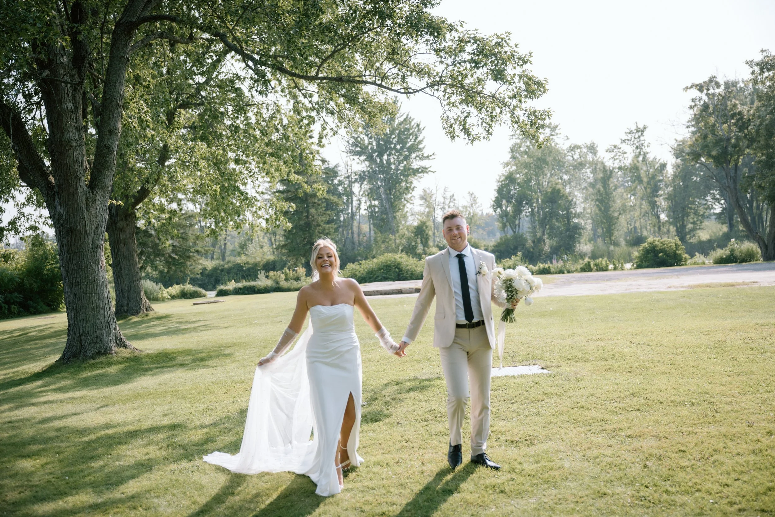 GraceAndGold-MJ-WED-1113.jpg