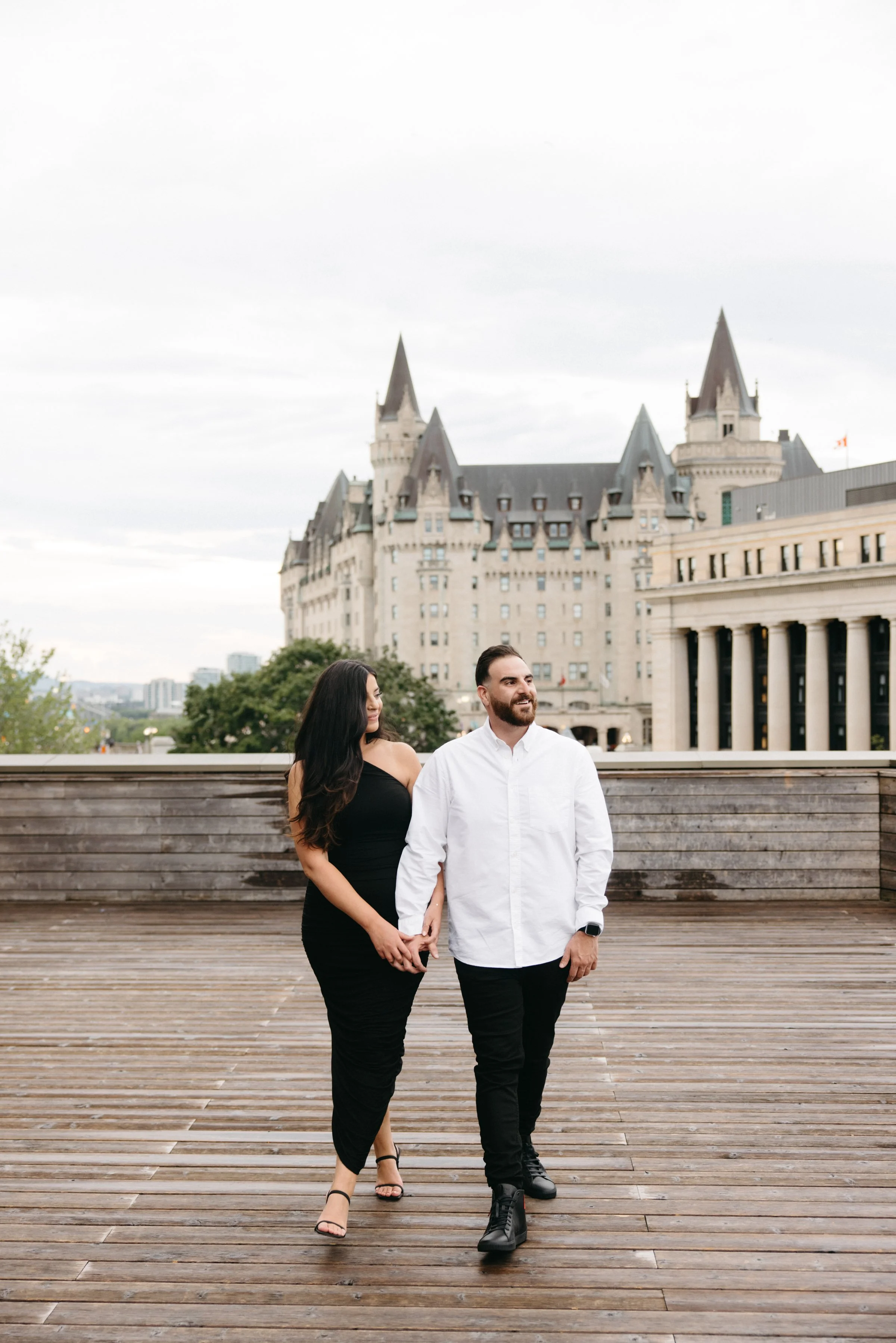 ottawa-downtown-engagement-session-0016.jpg