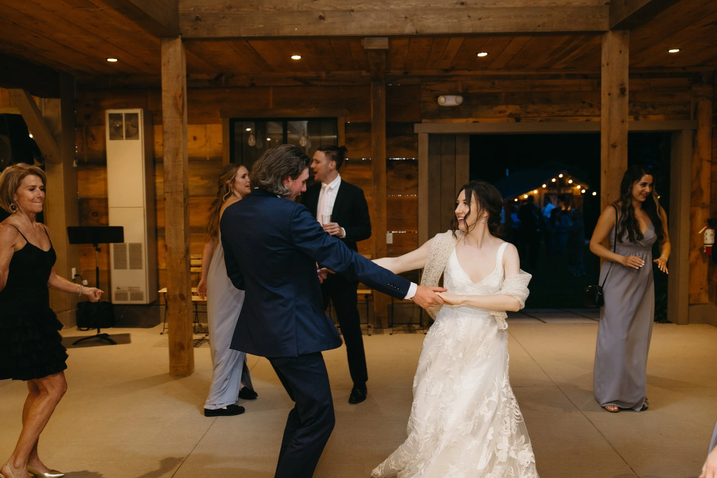 adelina-barn-wedding-0209.jpg