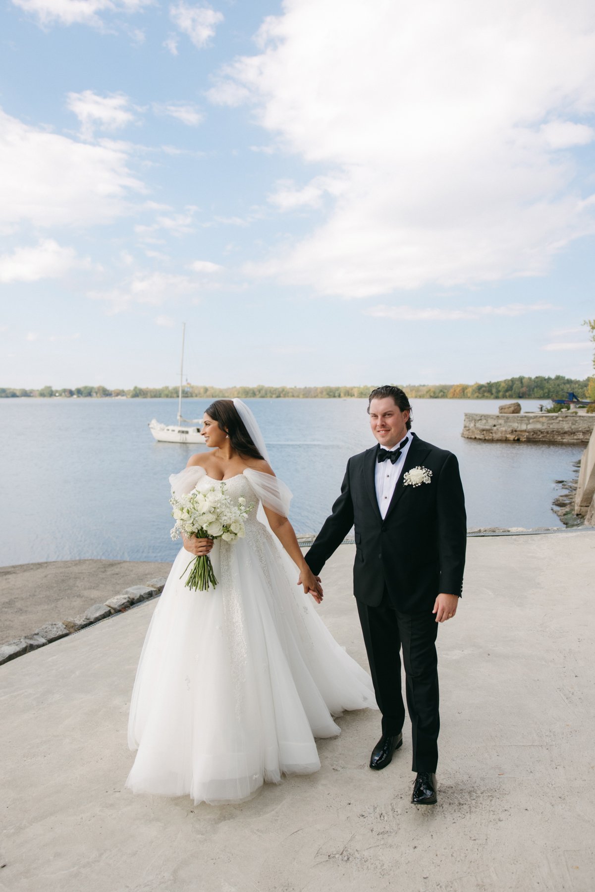 britannia-yacht-club-wedding-mn-0055.jpg