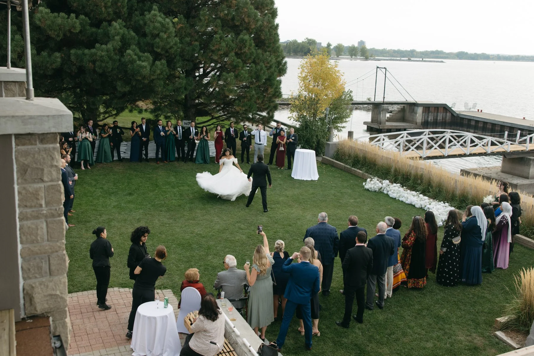 britannia-yacht-club-wedding-mn-0164.jpg